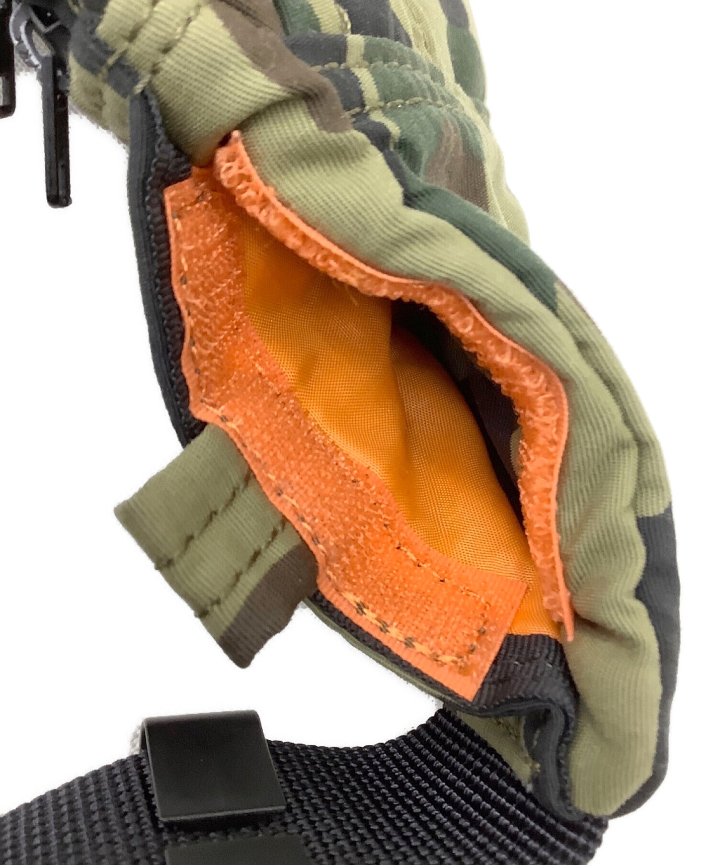 Apeing Ape × Porter 1st Camo Body Bogs 001GDE801908X