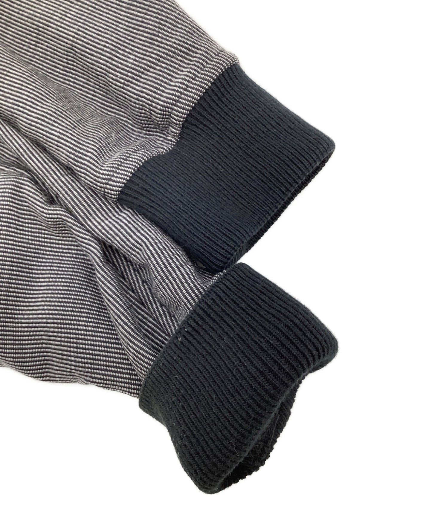 Comme des Garcons连帽高领夹克W20102