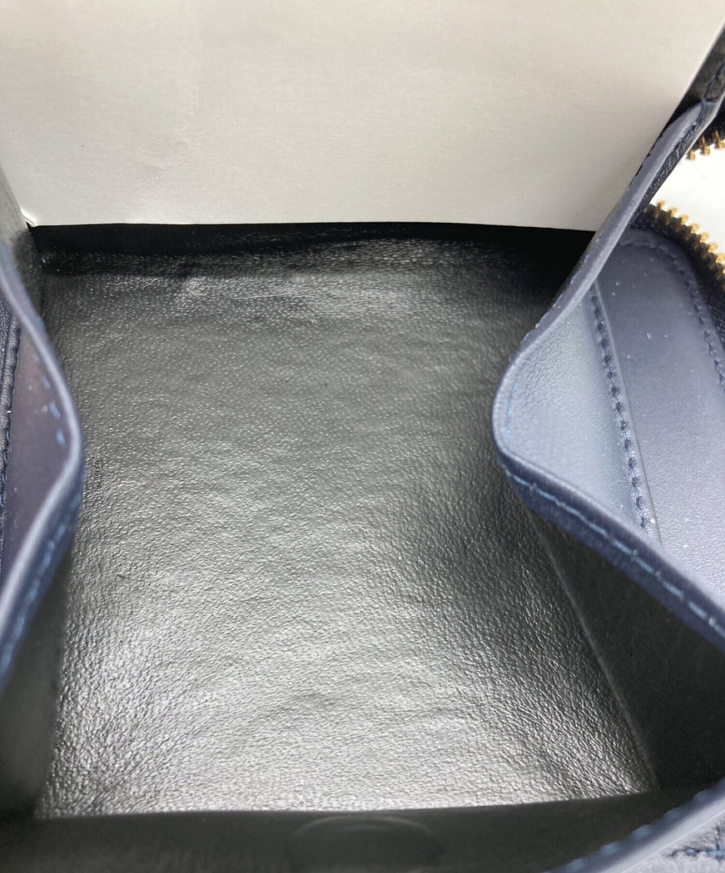 Comme des Garcons Round Zip Bifold 지갑 SA 2100