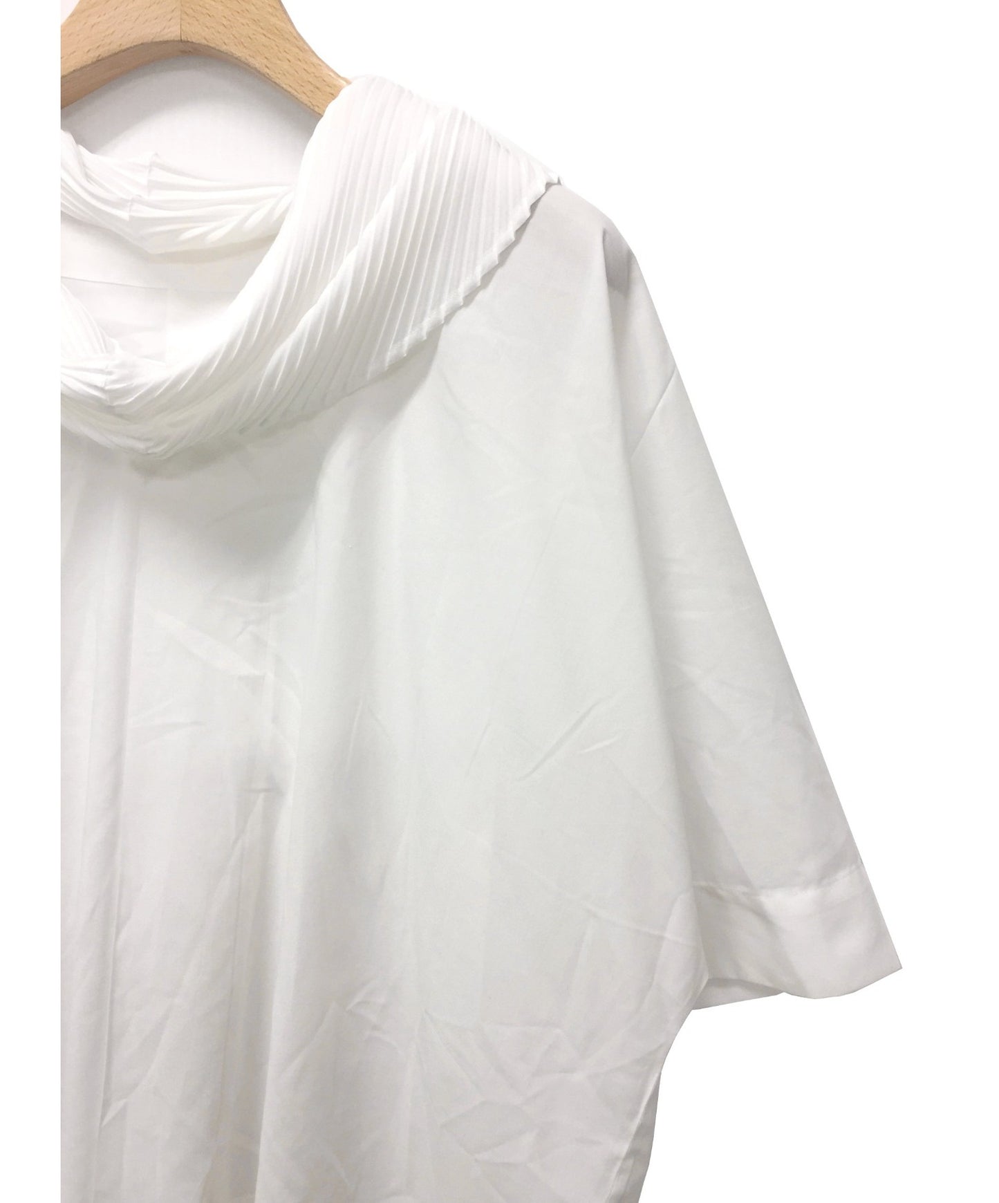 Issey Miyake 칼라 주름 풀 오버 셔츠 / 짧은 슬리브 셔츠