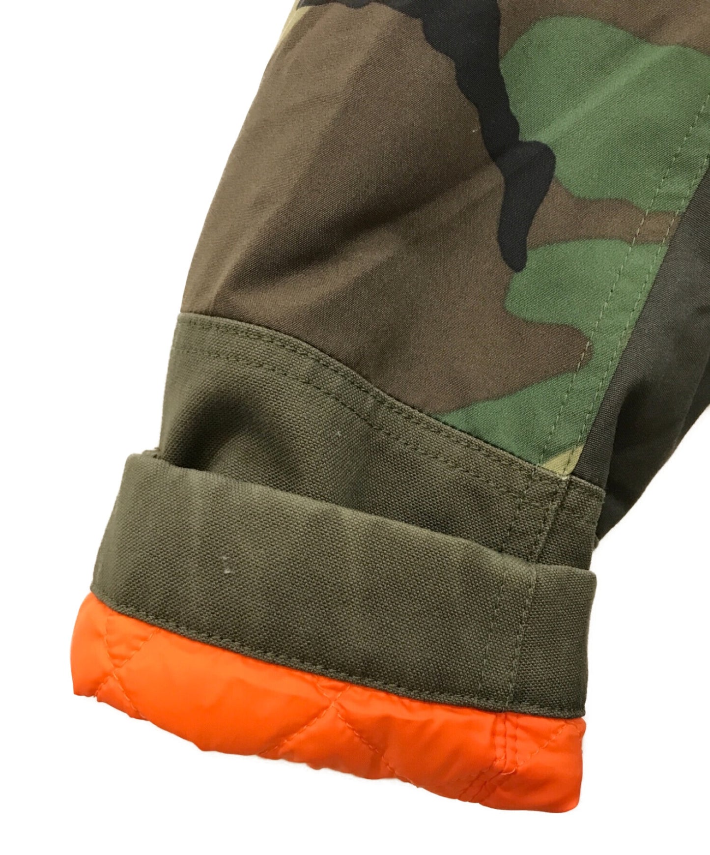 Eye Comme des Garcons Junya Watanabe เปลี่ยนลายพรางฟิลด์ Coat WR-C903