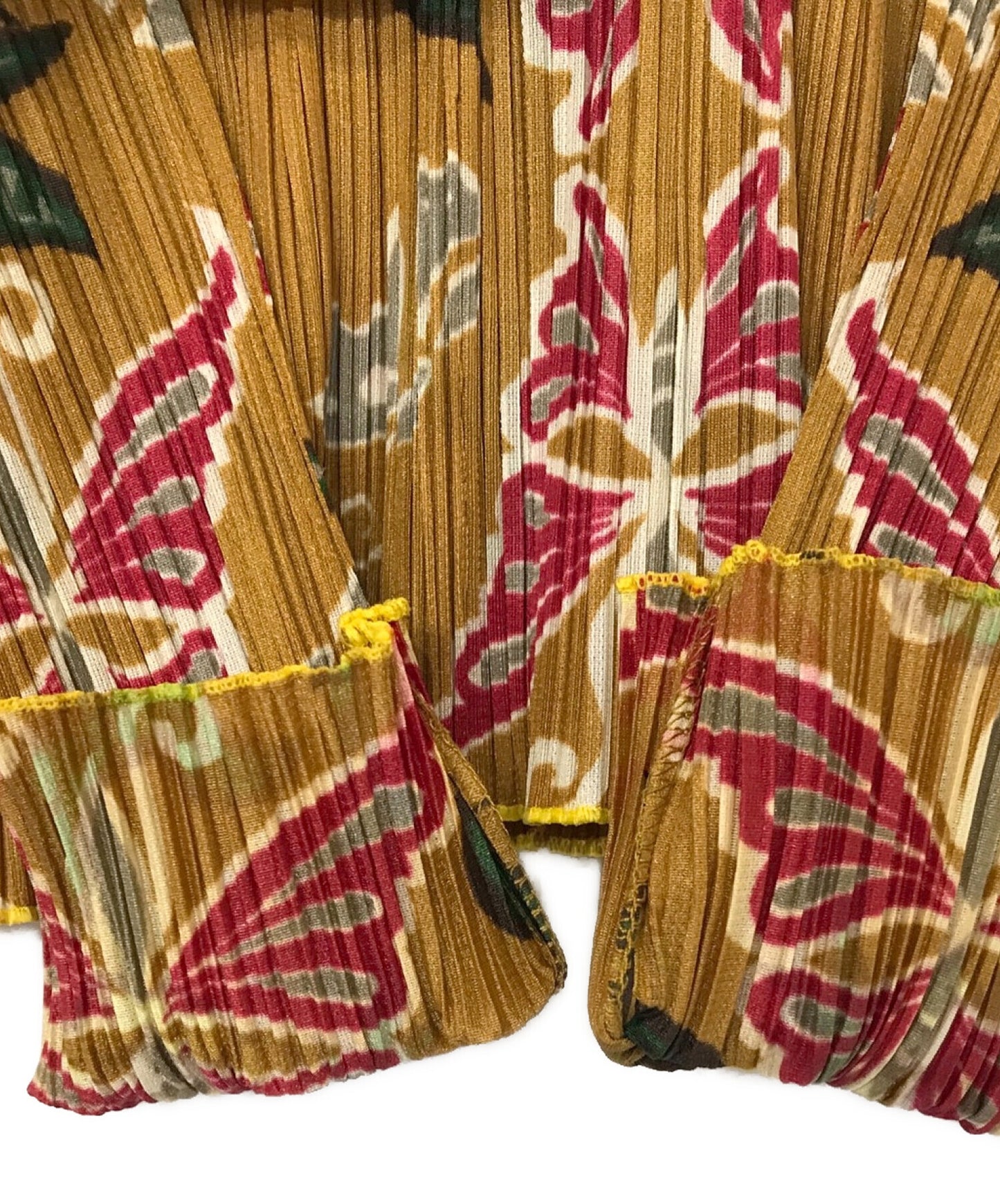 褶皱请带蝴蝶图案pp92-jk025的百褶上衣