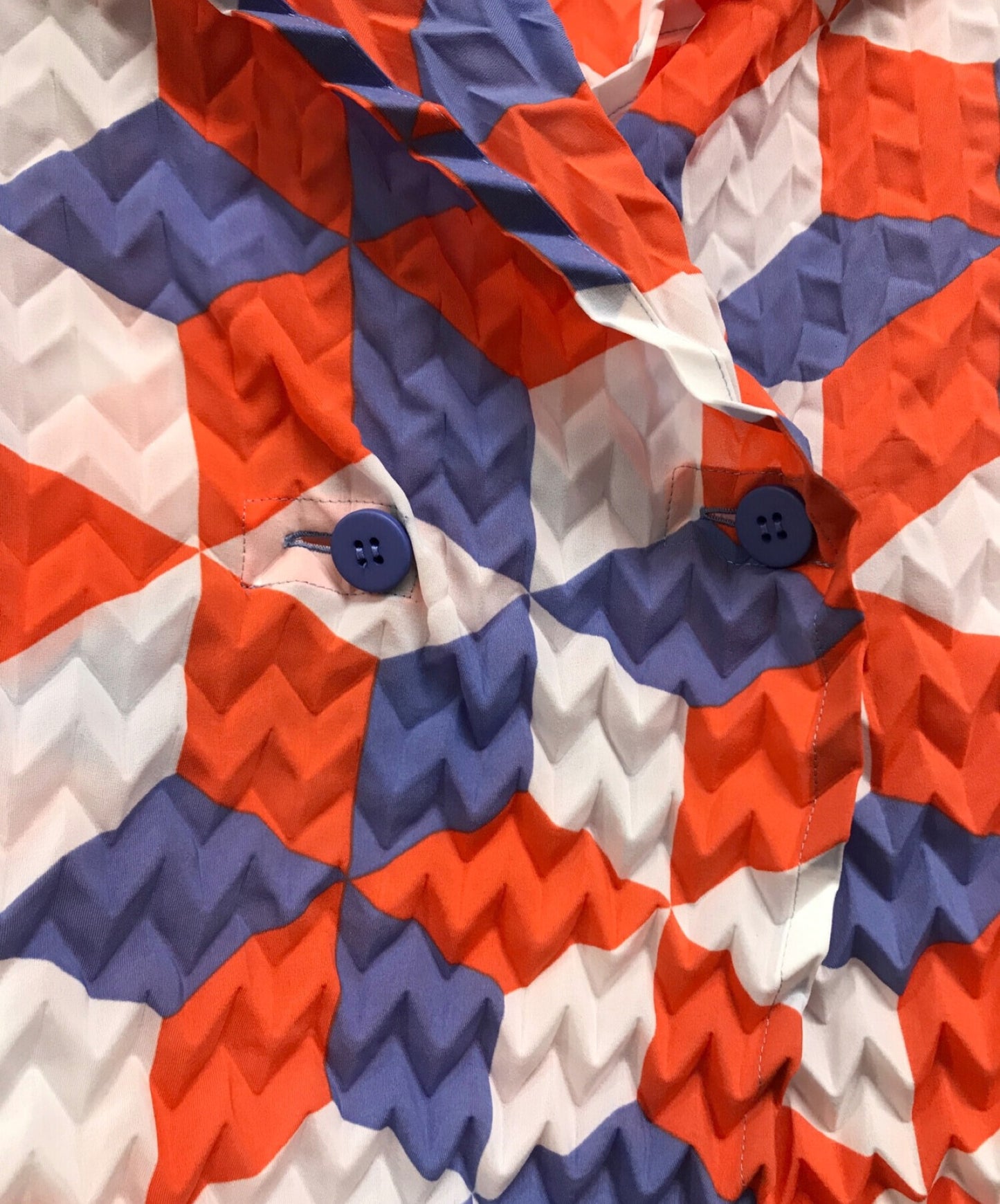 Issey Miyake百褶外套IM12FJ677