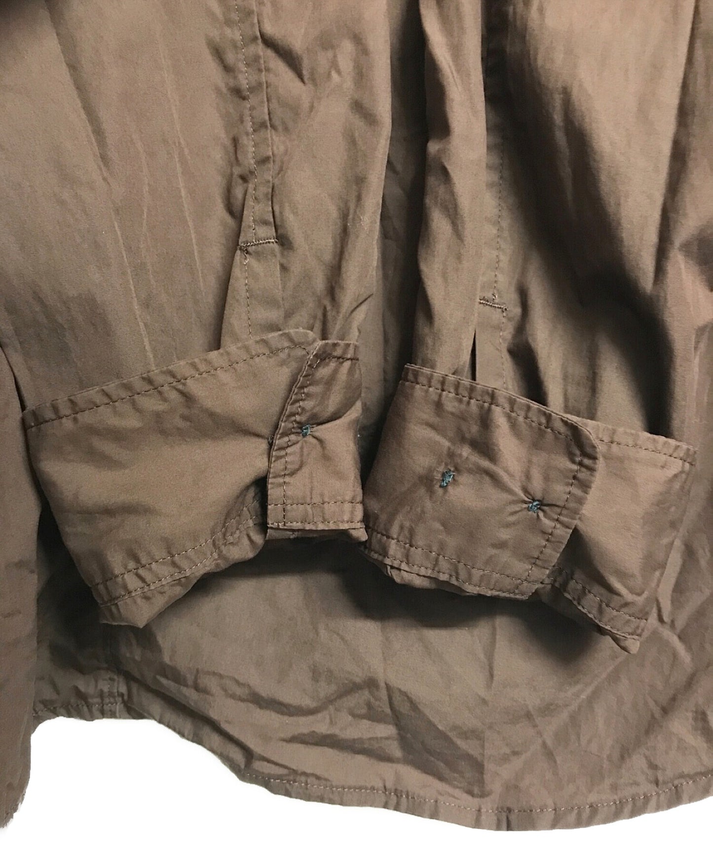 卧底摊位衣领式衬衫US1B4401