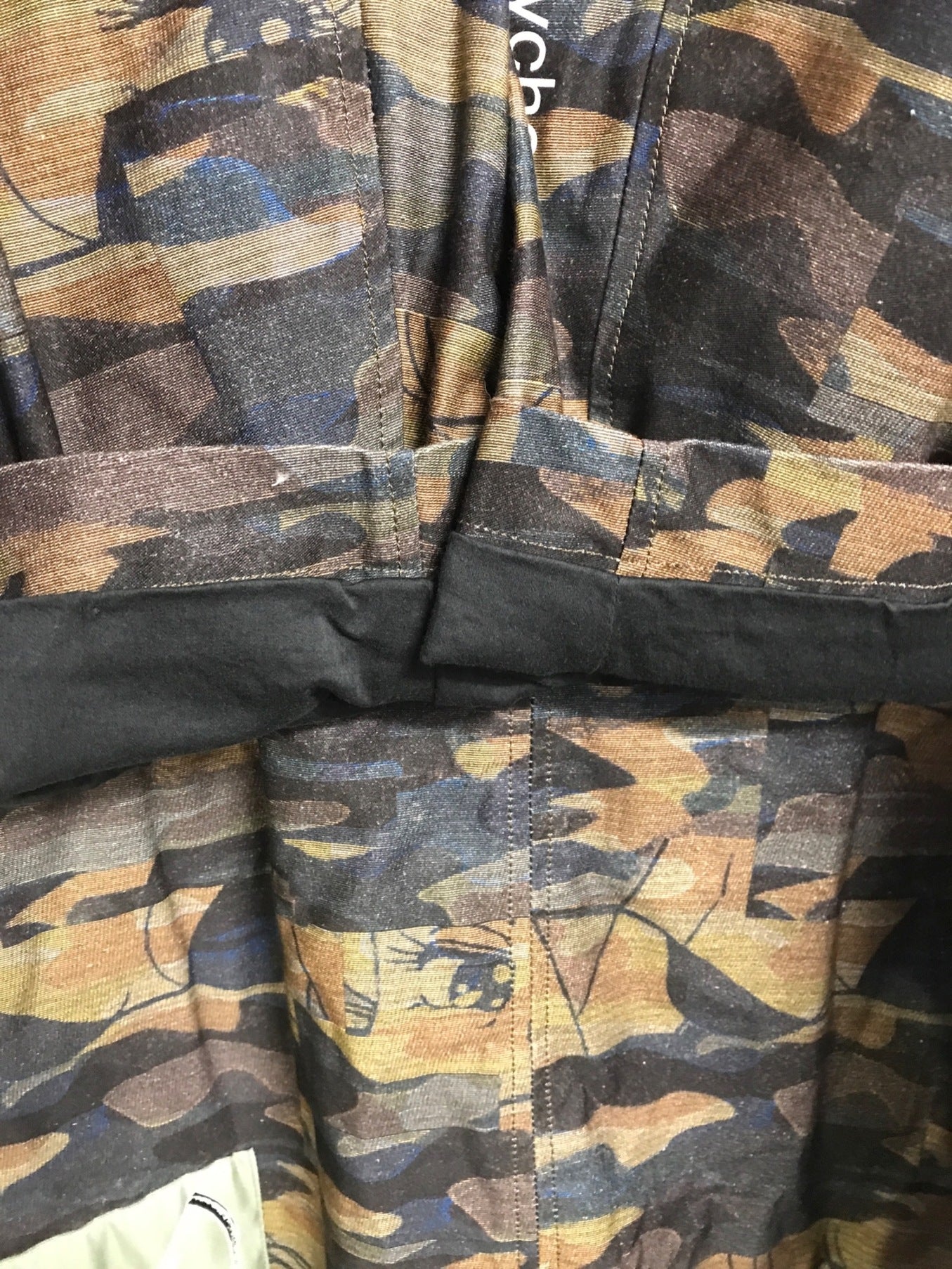 臥底×奶油Mami,魔術天使血腥的geeke雨衣UCW431