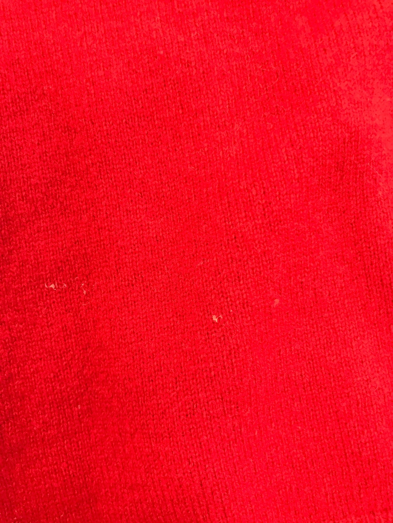 播放Comme des Garcons心臟補丁V領針織服裝V-Neck針織服裝AZ-N001