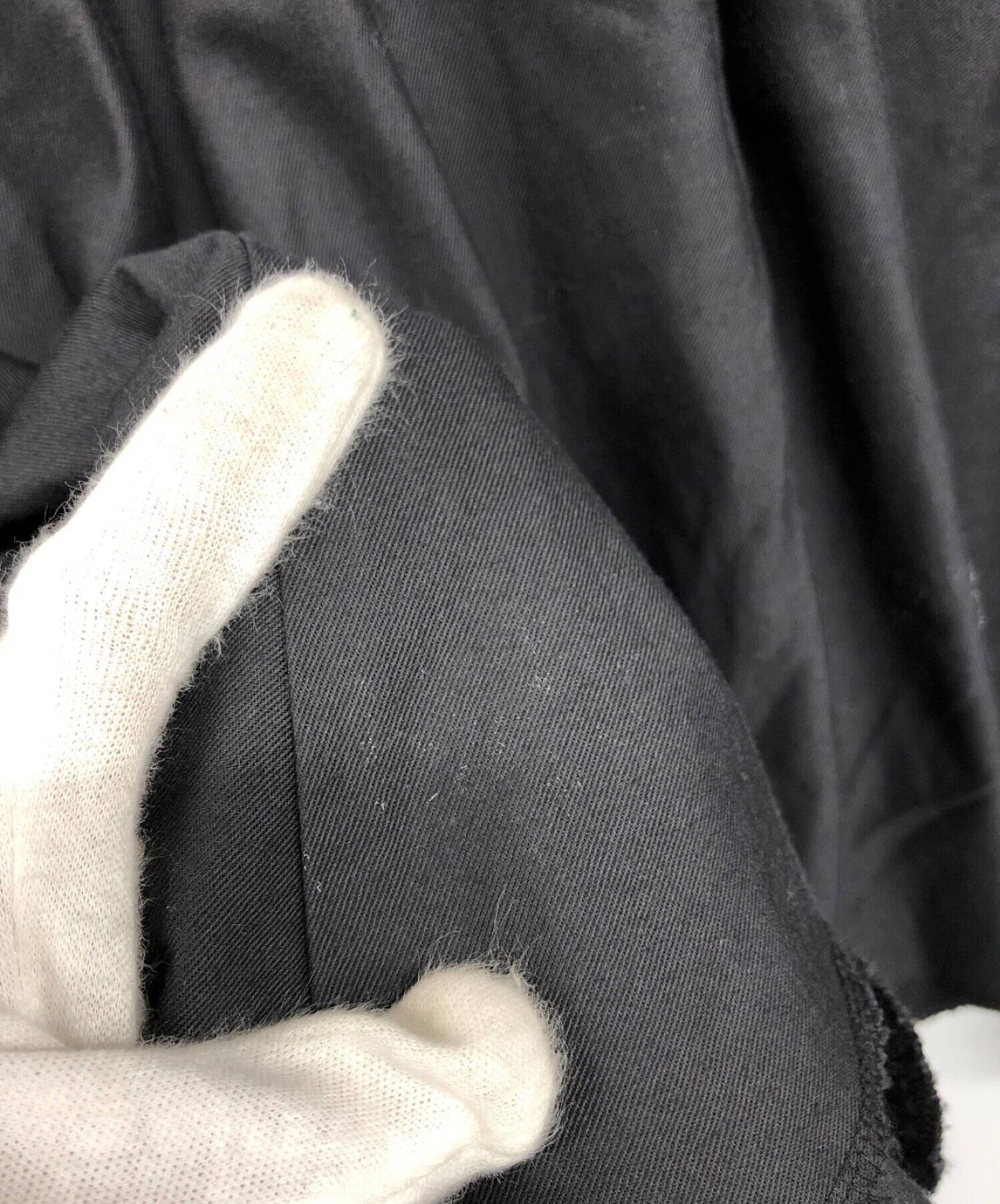 Comme des Garcons는 Sarouel 바지 GA-P053을 틀었습니다