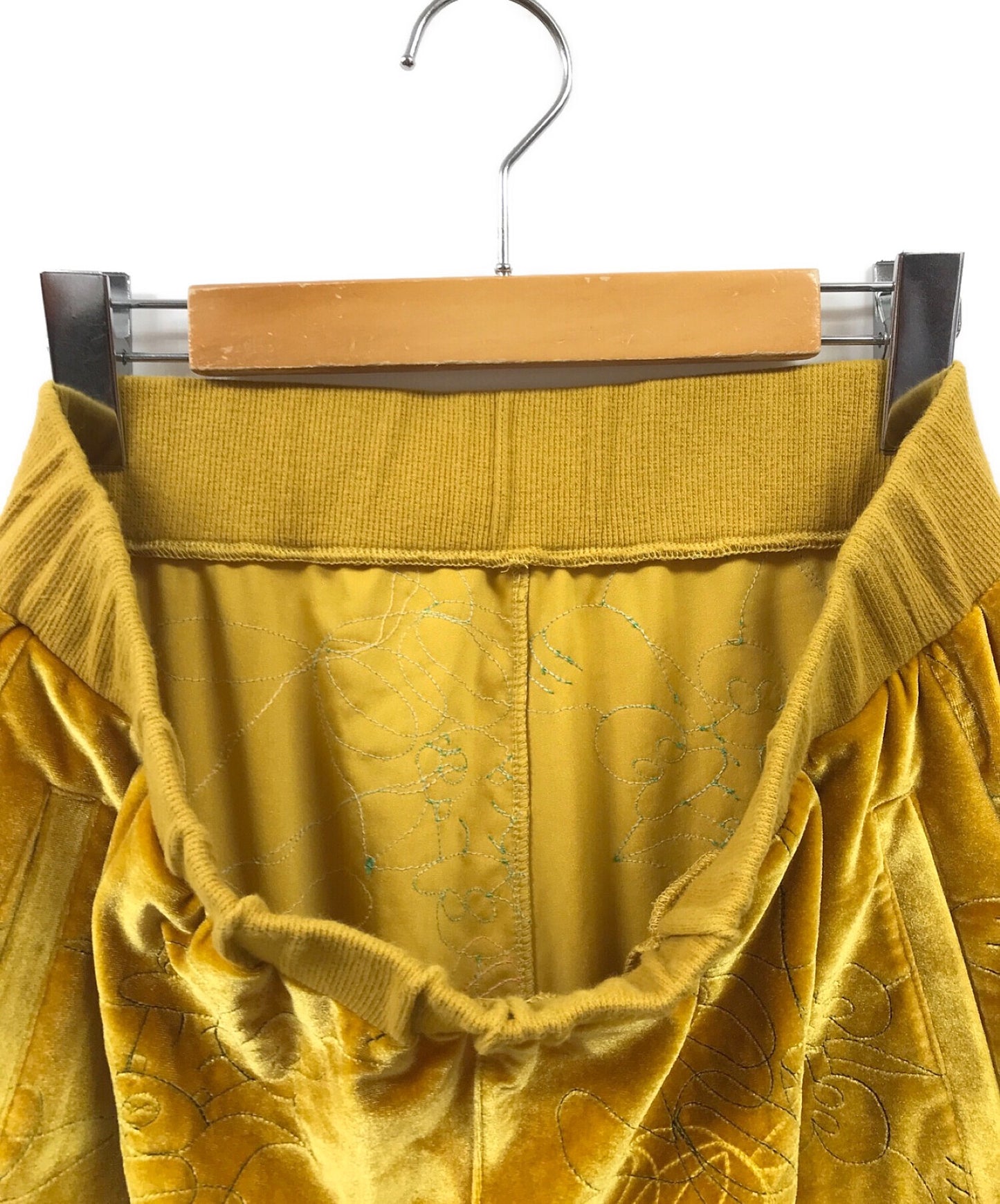 Kanez × Skoloct 땀 바지