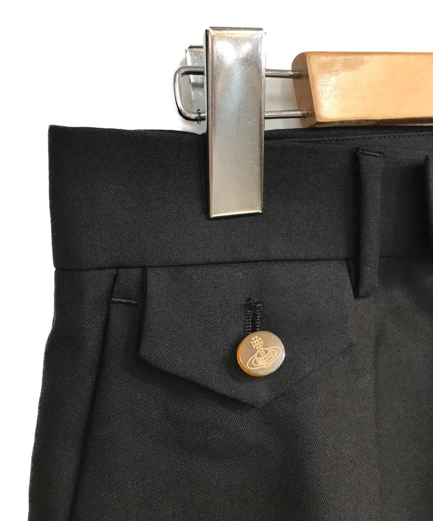 Vivienne Westwood Man Transformable 설정