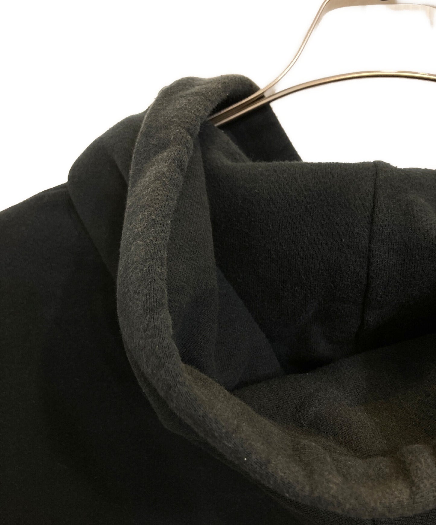 卧底十字刺骨连帽衫UC2A4894-4