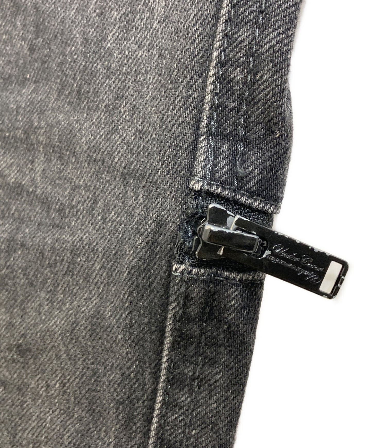 กางเกงยีนส์หัวเข่า Slim Slim UC1C4503