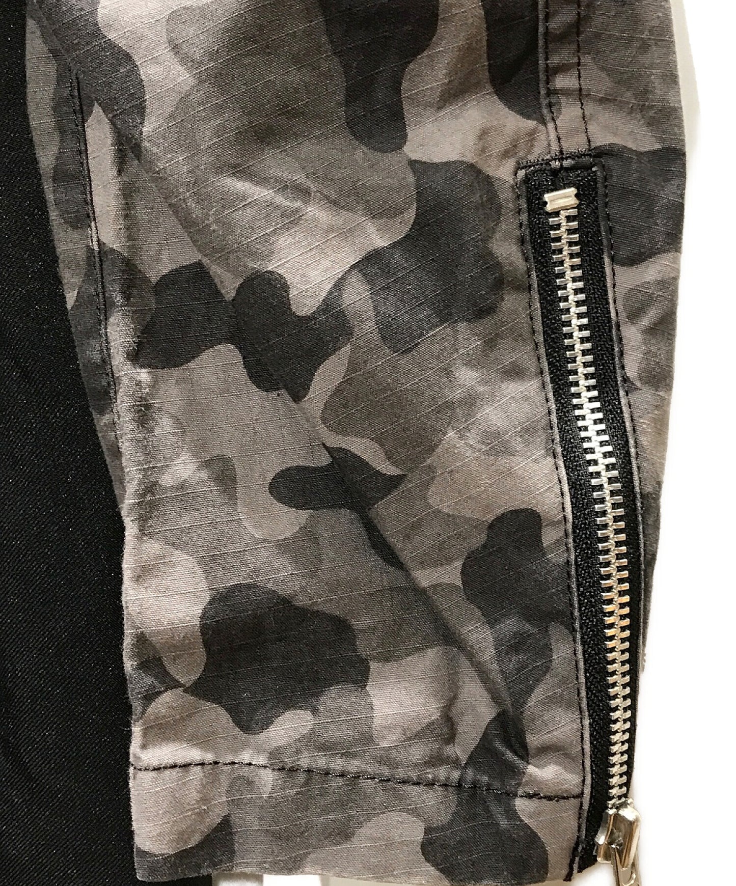 스위치 슬리브 AD2011이있는 Black Comme Des Garcons 재킷