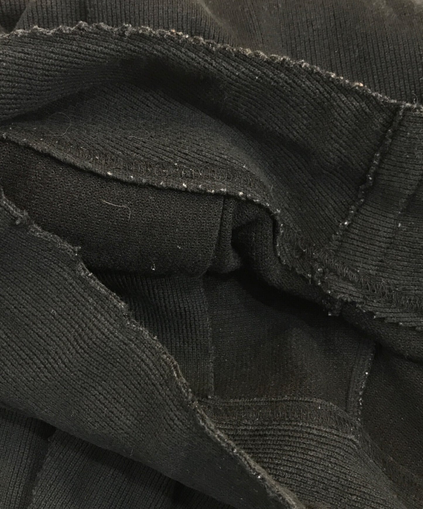 Issey Miyake百褶设计易于锥形针织裤1M93KM312