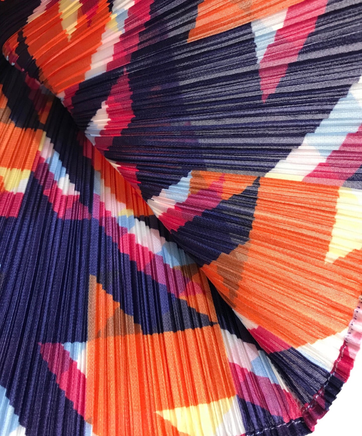 褶s请用全面的图案pp11-jk711缝制和缝制的高脖子剪裁和缝制