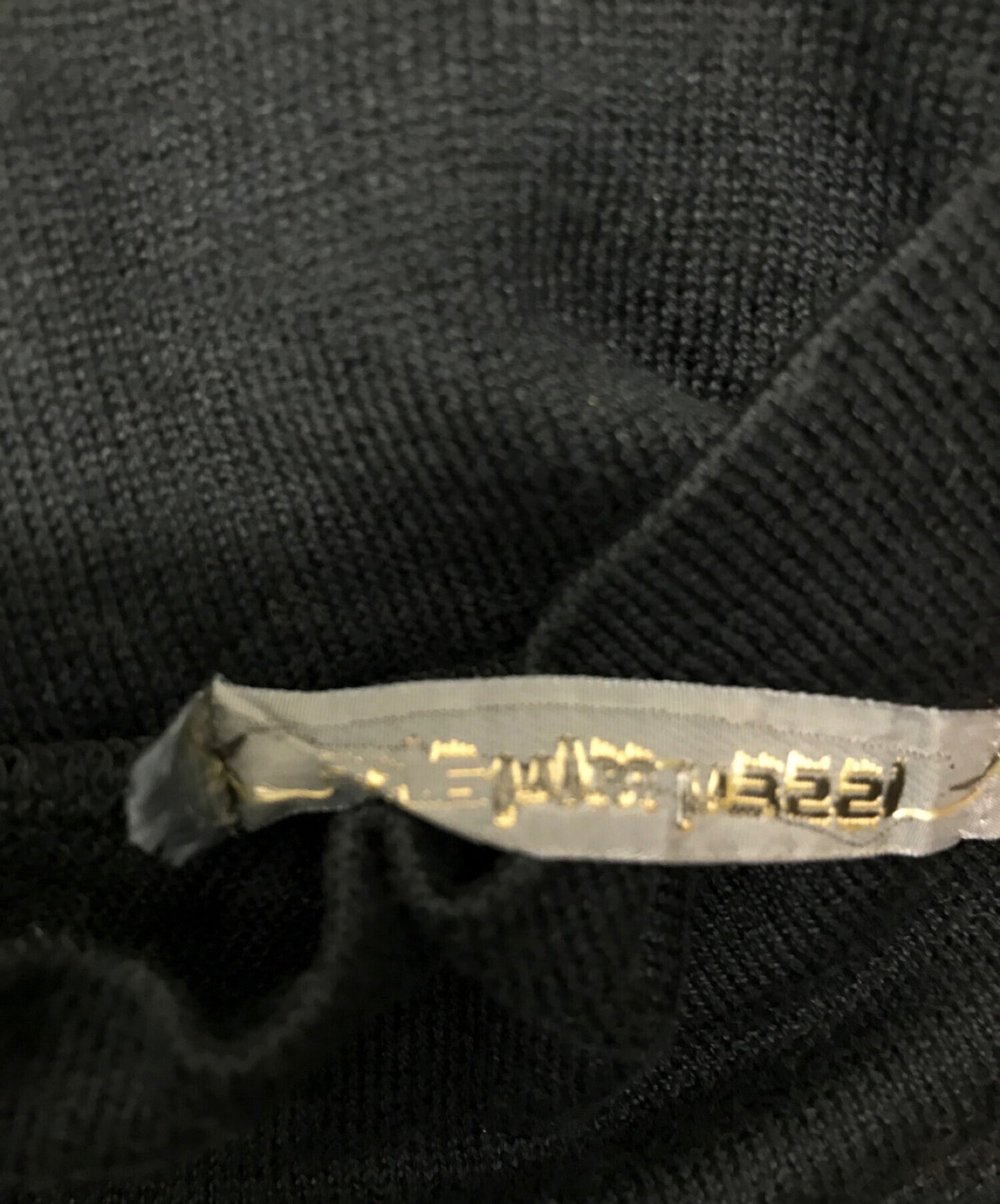 Issey Miyake 80年代不對稱的勝行式毛衣針織