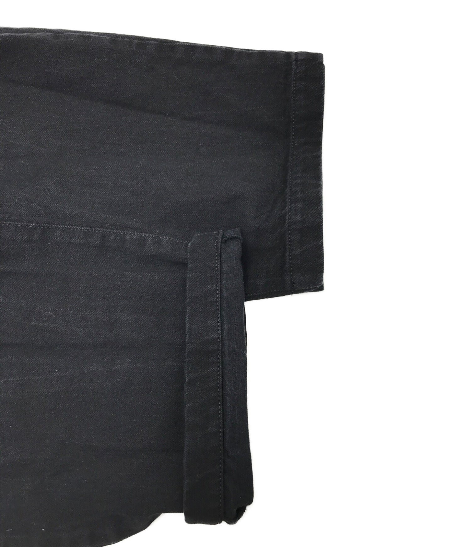 Limi Feu โดยรวม