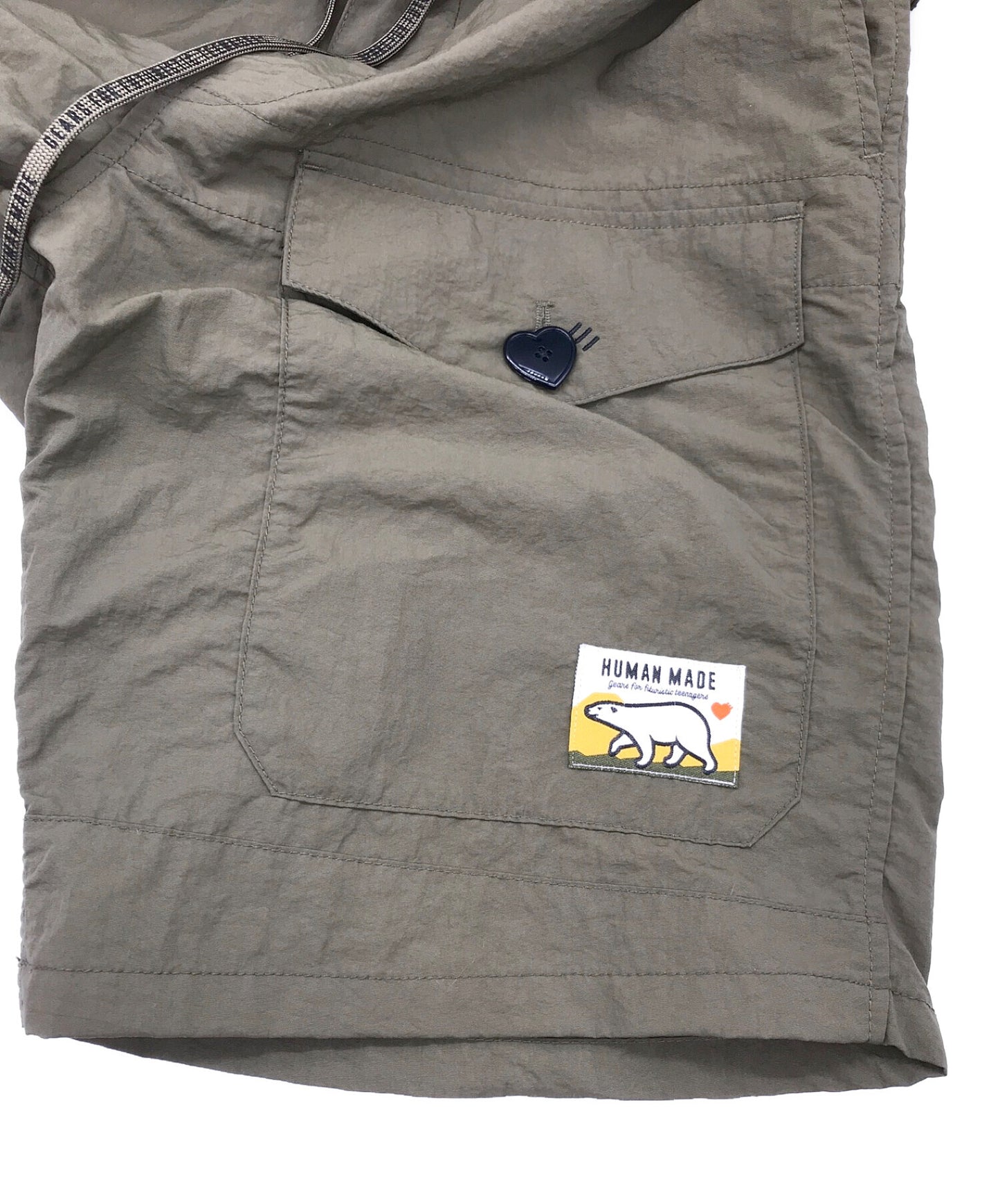 인간이 만든 나일론 군사 반바지 hm23pt014