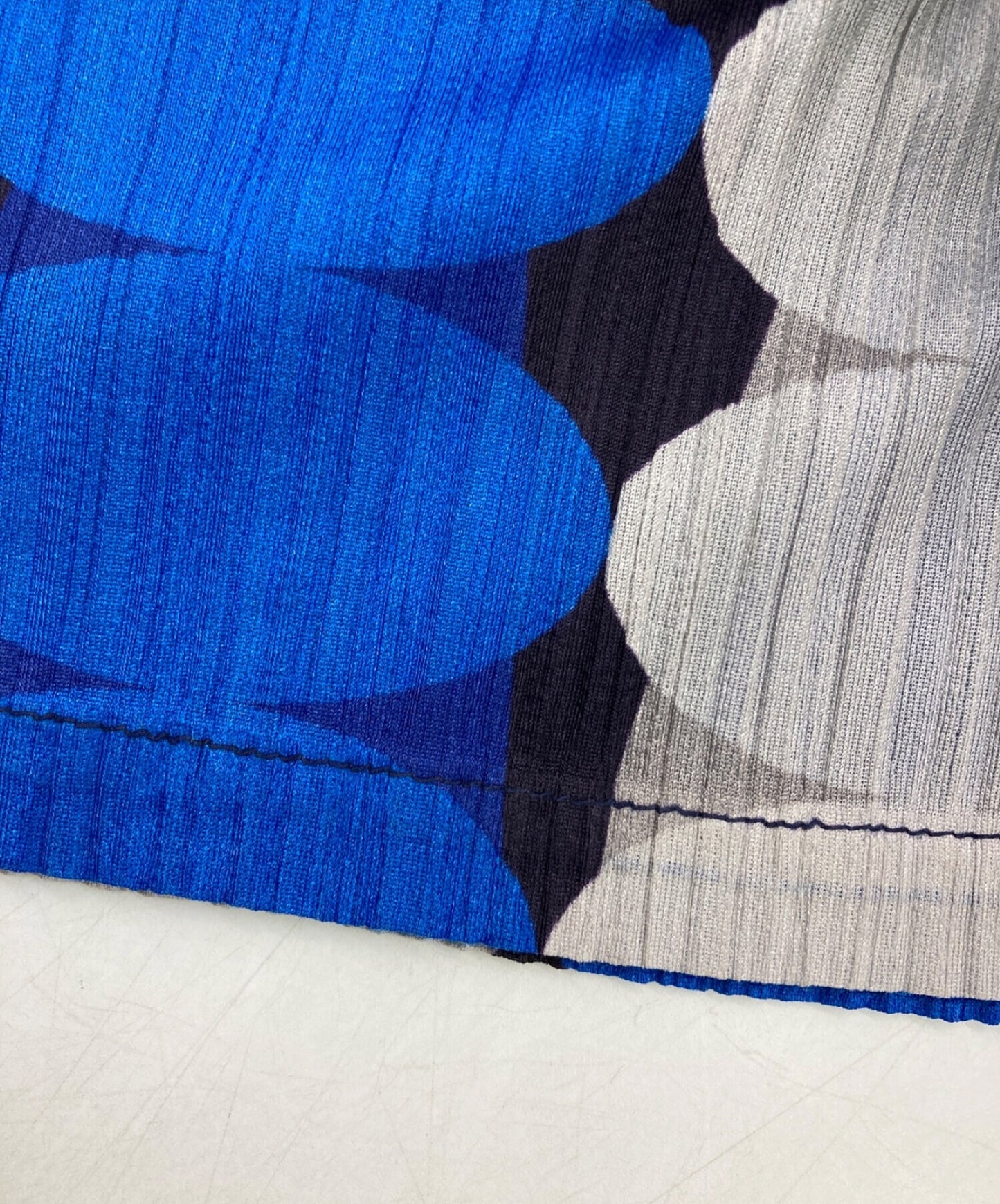 褶皱请点缀pleated剪切和缝制PP73-JK611