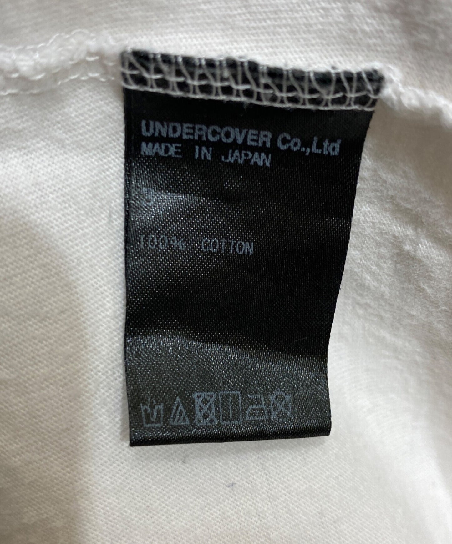 ตัดแขนยาวตัดและเย็บ UCY1893-1