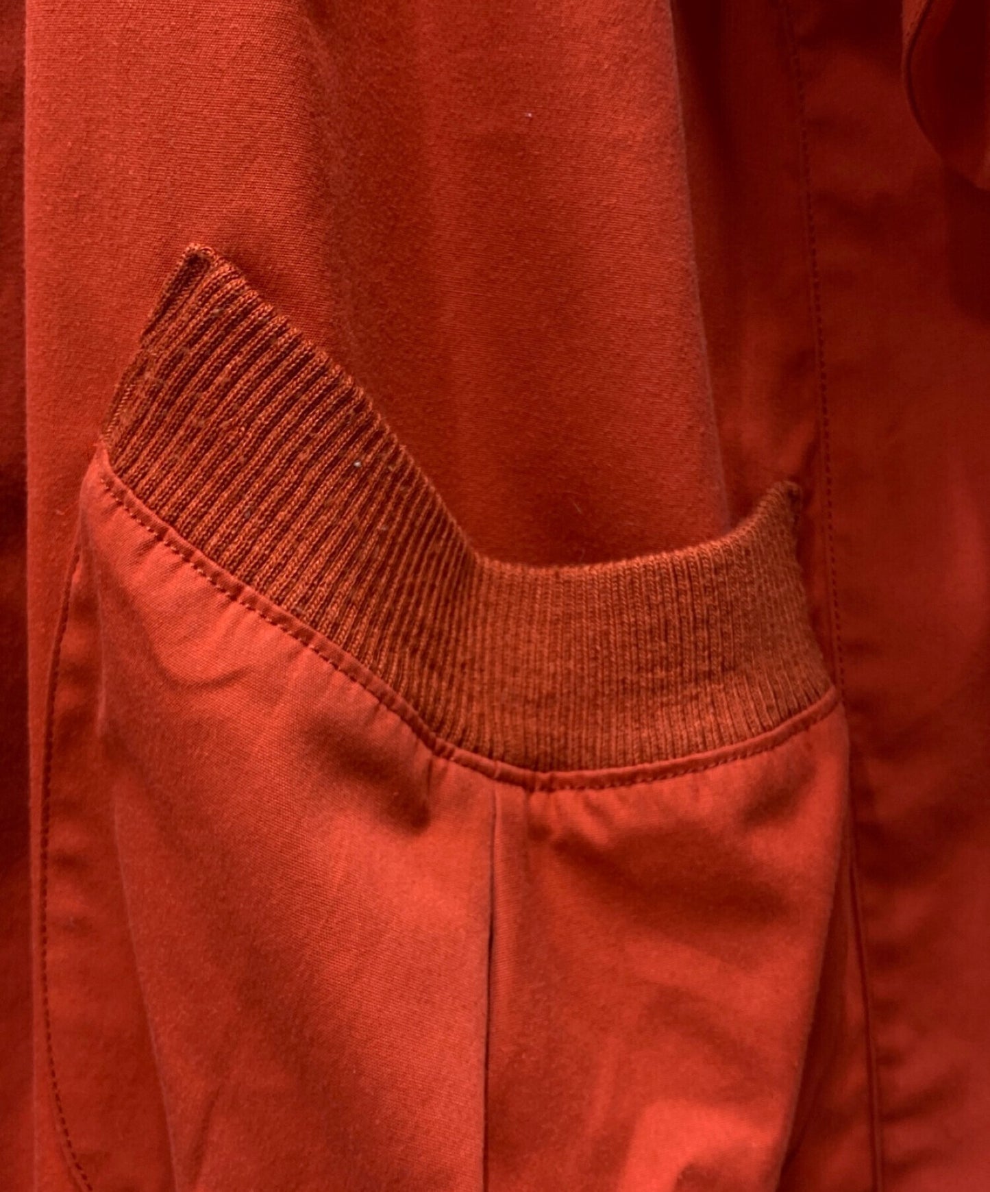 Issey Miyake 스프링 누에 고치 코트