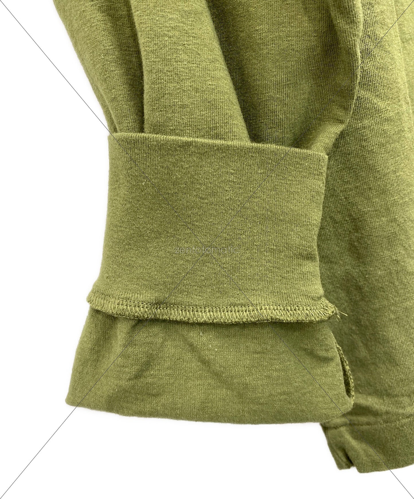 인간은 23AW 그래픽 L/S 티셔츠를 만들었습니다