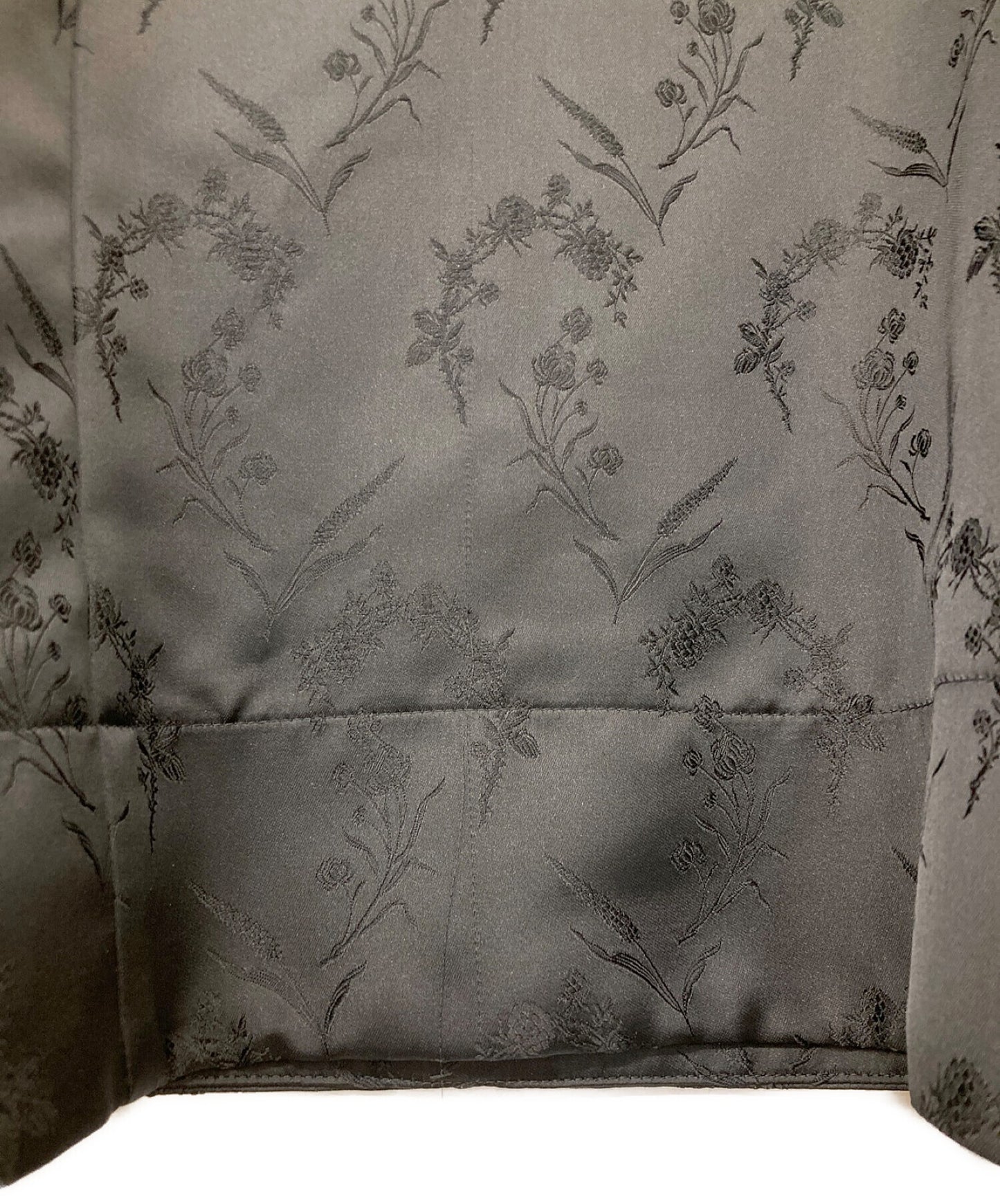 Comme des Garcons 자수 디자인 사이드 프릴 스커트 GB-S033