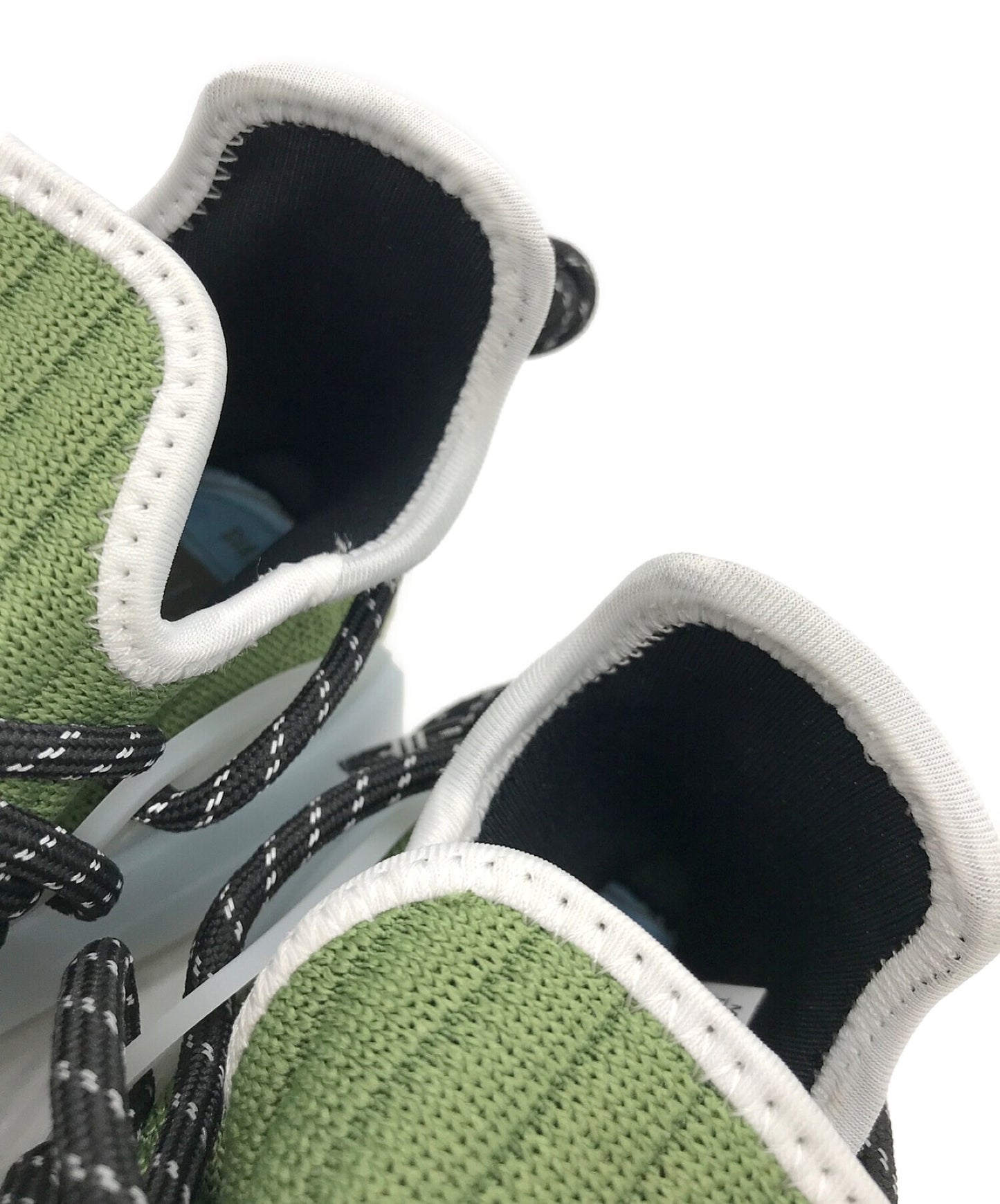 억만 장자 소년 클럽 X Adidas Originals NMD HU Running Dog Customize 2022 GZ1664에 출시되었습니다.