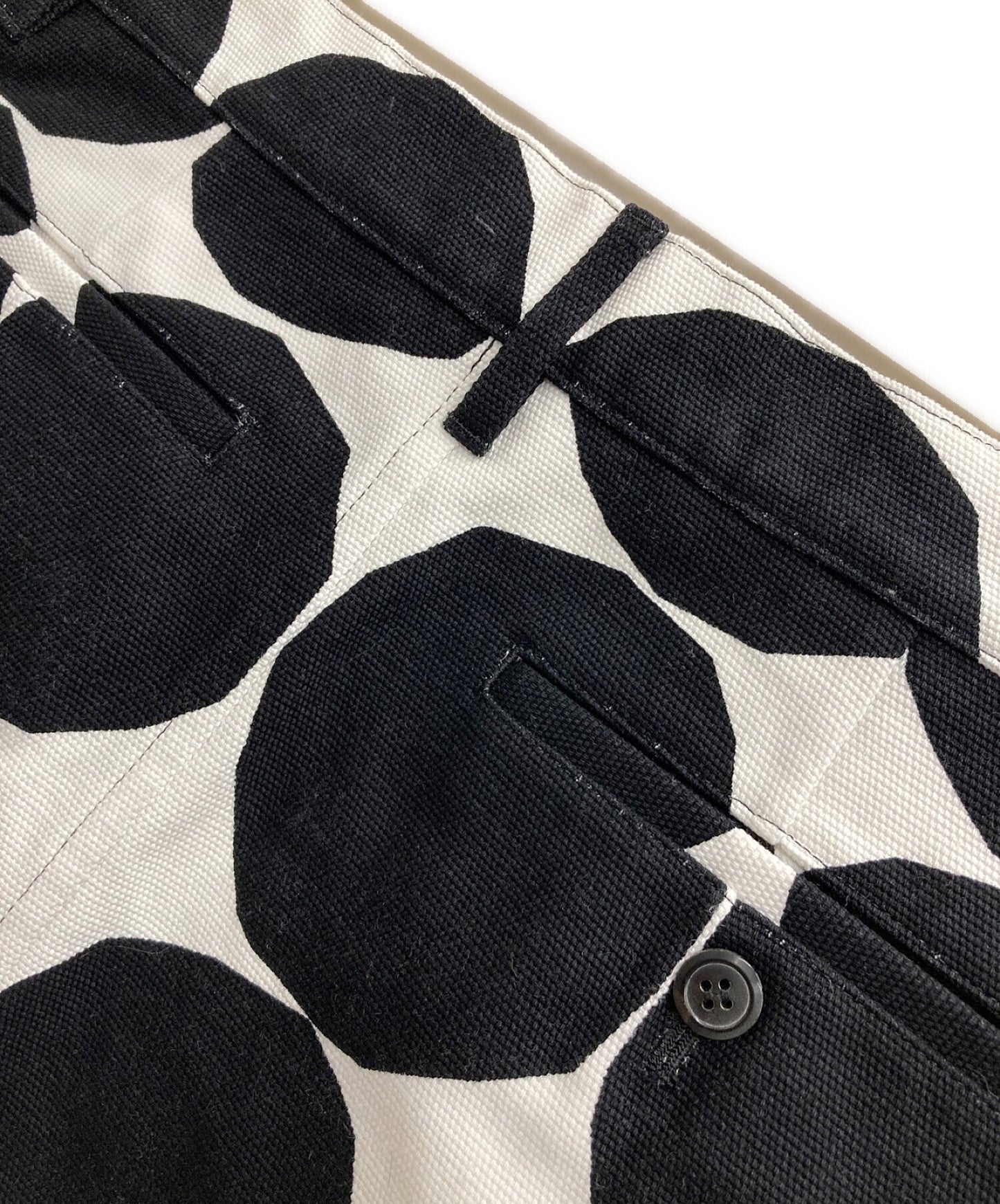 Comme des Garcons × Junya Watanabe Man × Marimekko 도트 패턴 스커트 / 미니 스커트 / 꽉 가죽 치마 / 올버 스커트 JA-S033