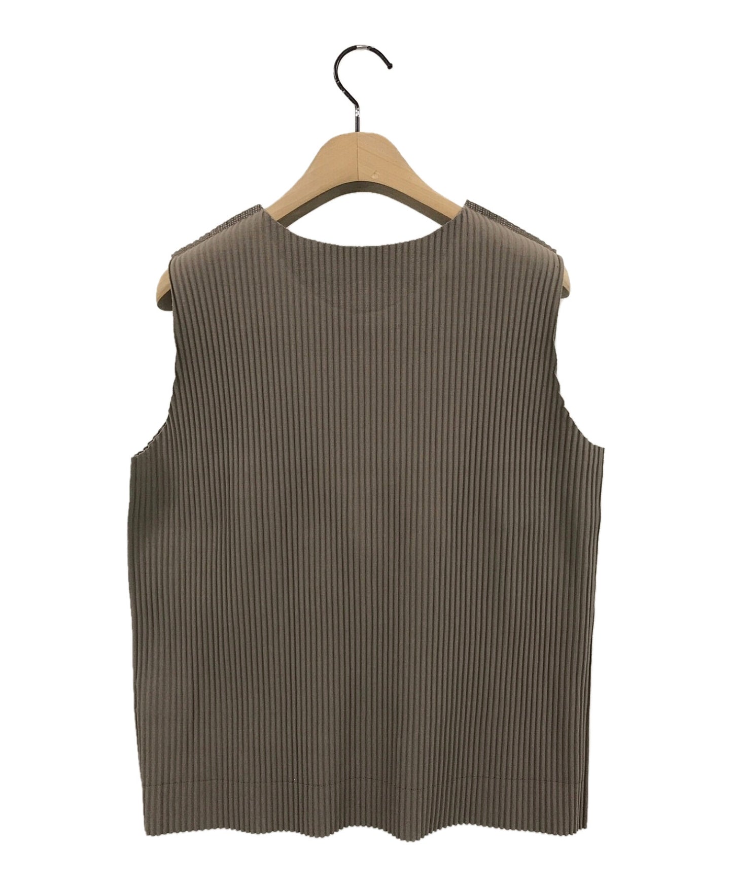 Me Issey Miyake는 슬리브 블라우스 Mi92KR612를 주름했다