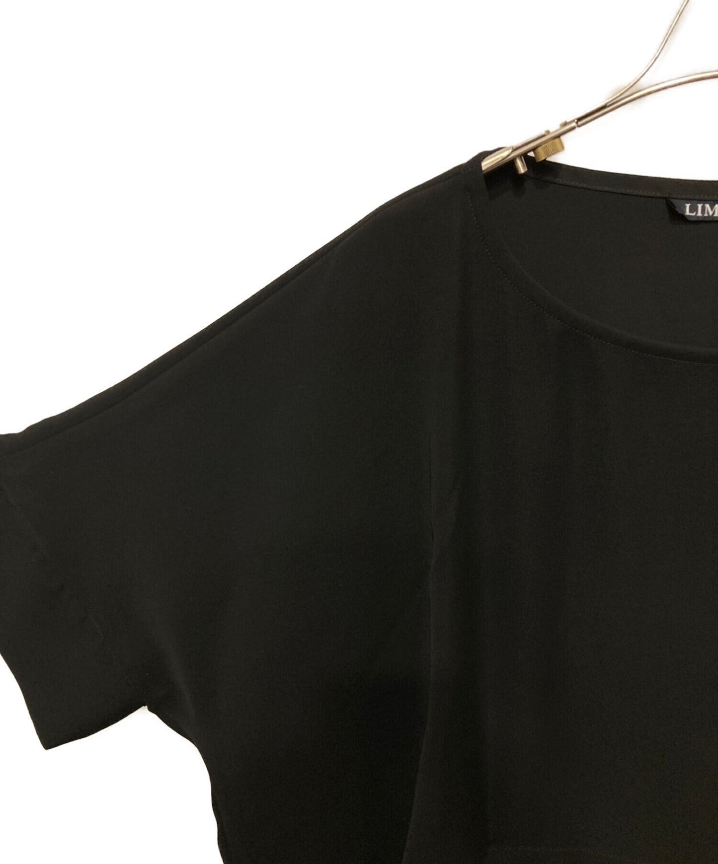 Limi Feu 더블 새틴 드롭 포켓 드레스 LC-D51-910