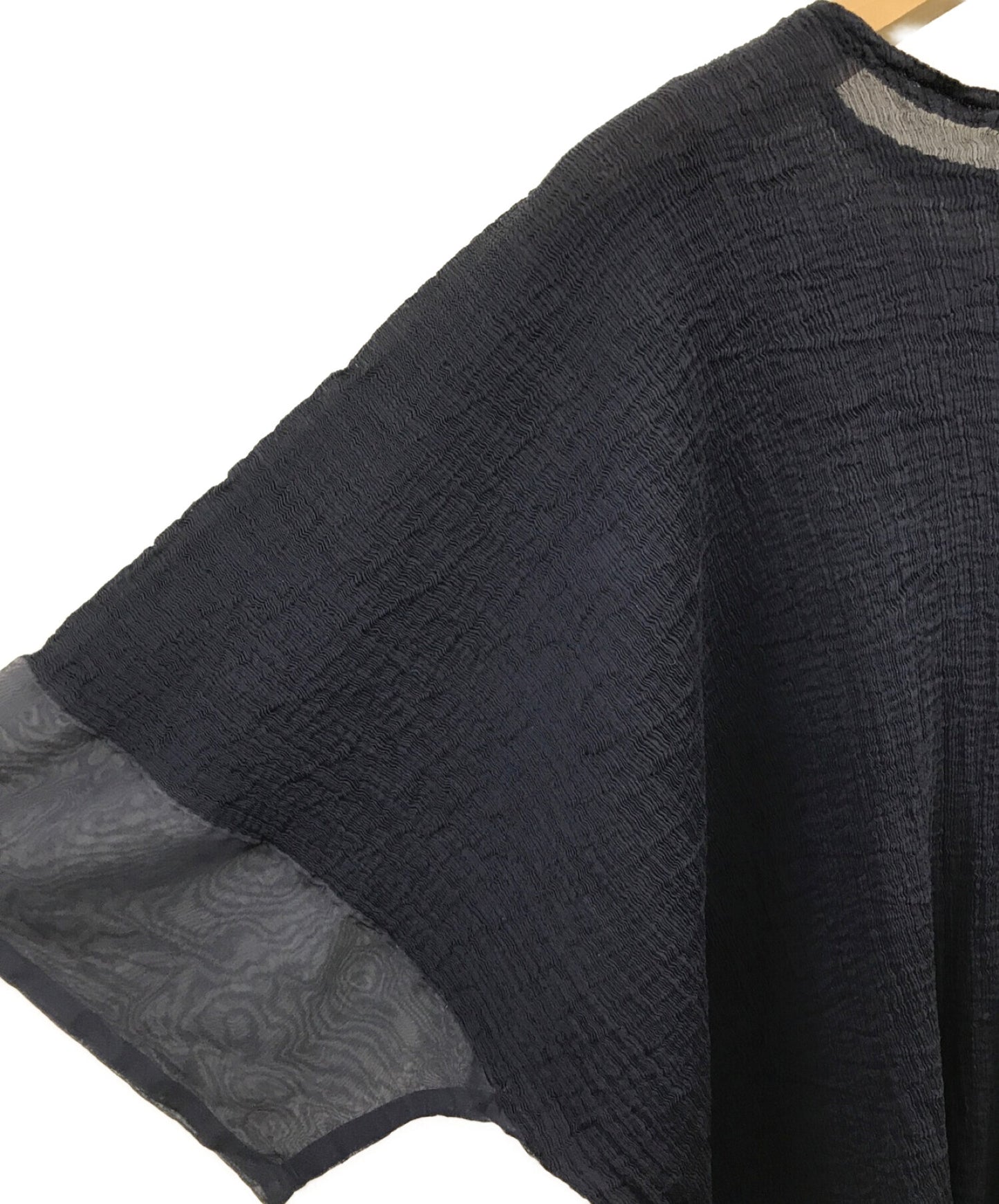 Me issey Miyake百褶上衣mi21fk791