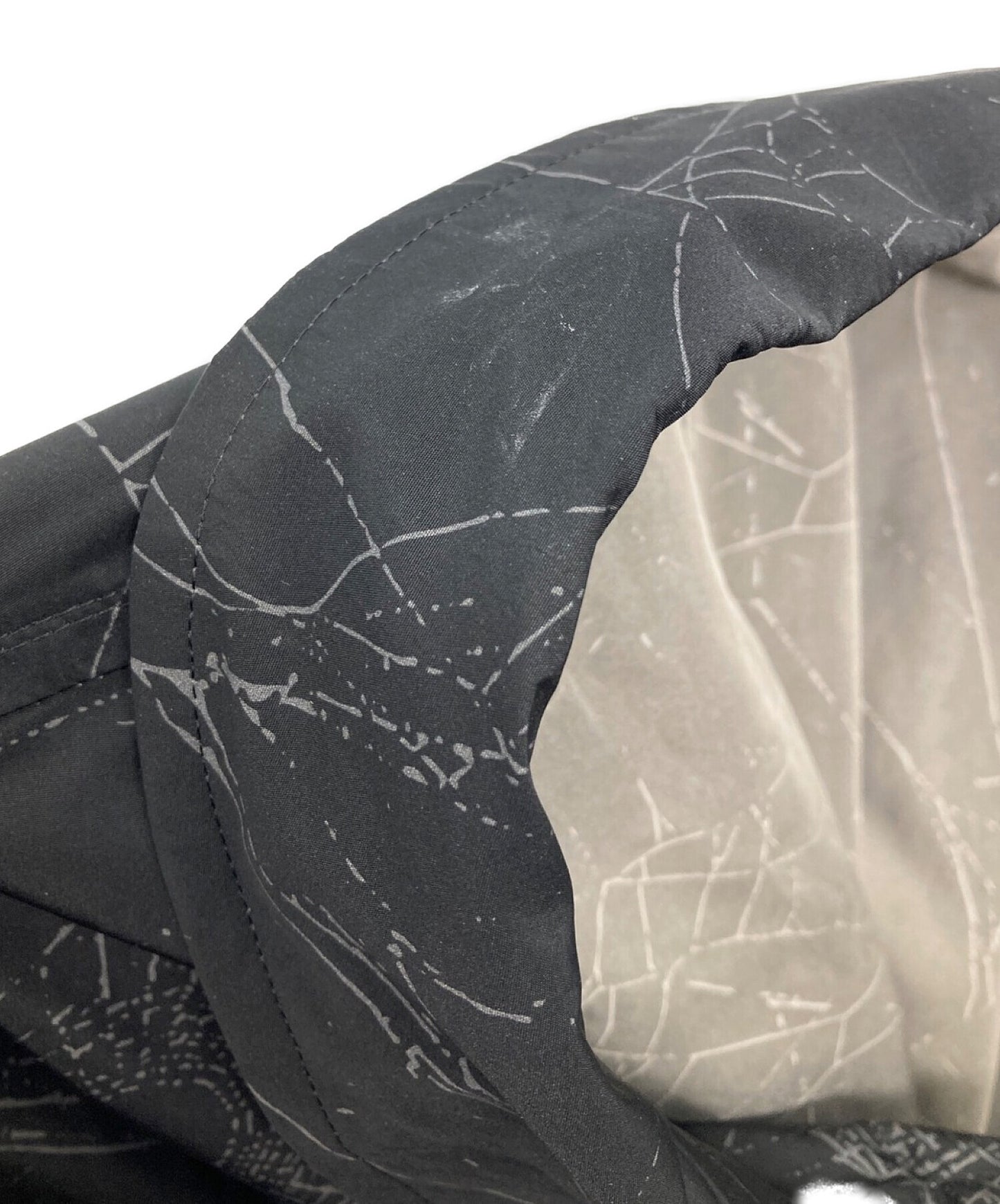 卧底Stenkler外套UCY9301