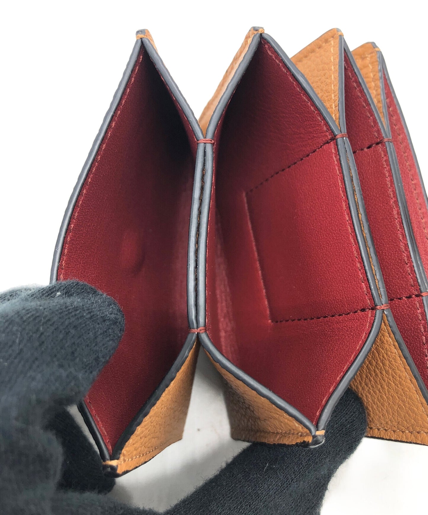 [Pre-owned] LOEWE Accordion Strap Card Case