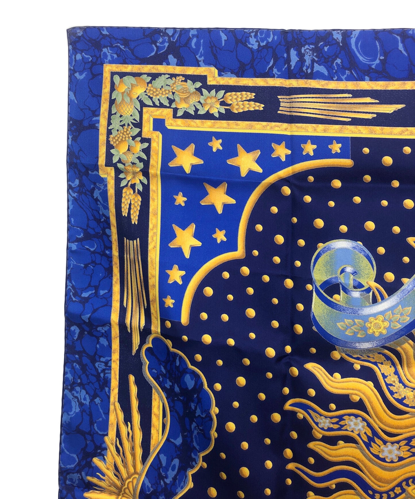 [Pre-owned] HERMES Carre 90 "carpe diem" Enjoy the day.