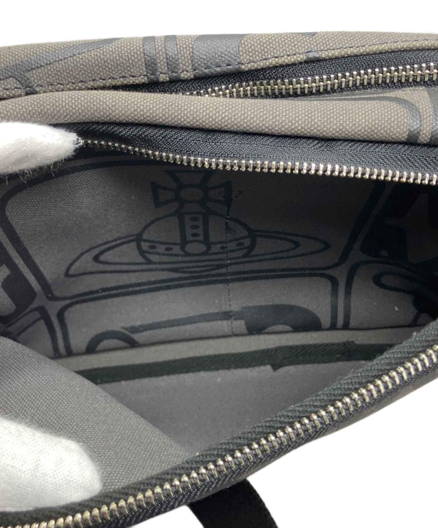 [Pre-owned] Vivienne Westwood Vivienne Westwood TAG Shoulder bag