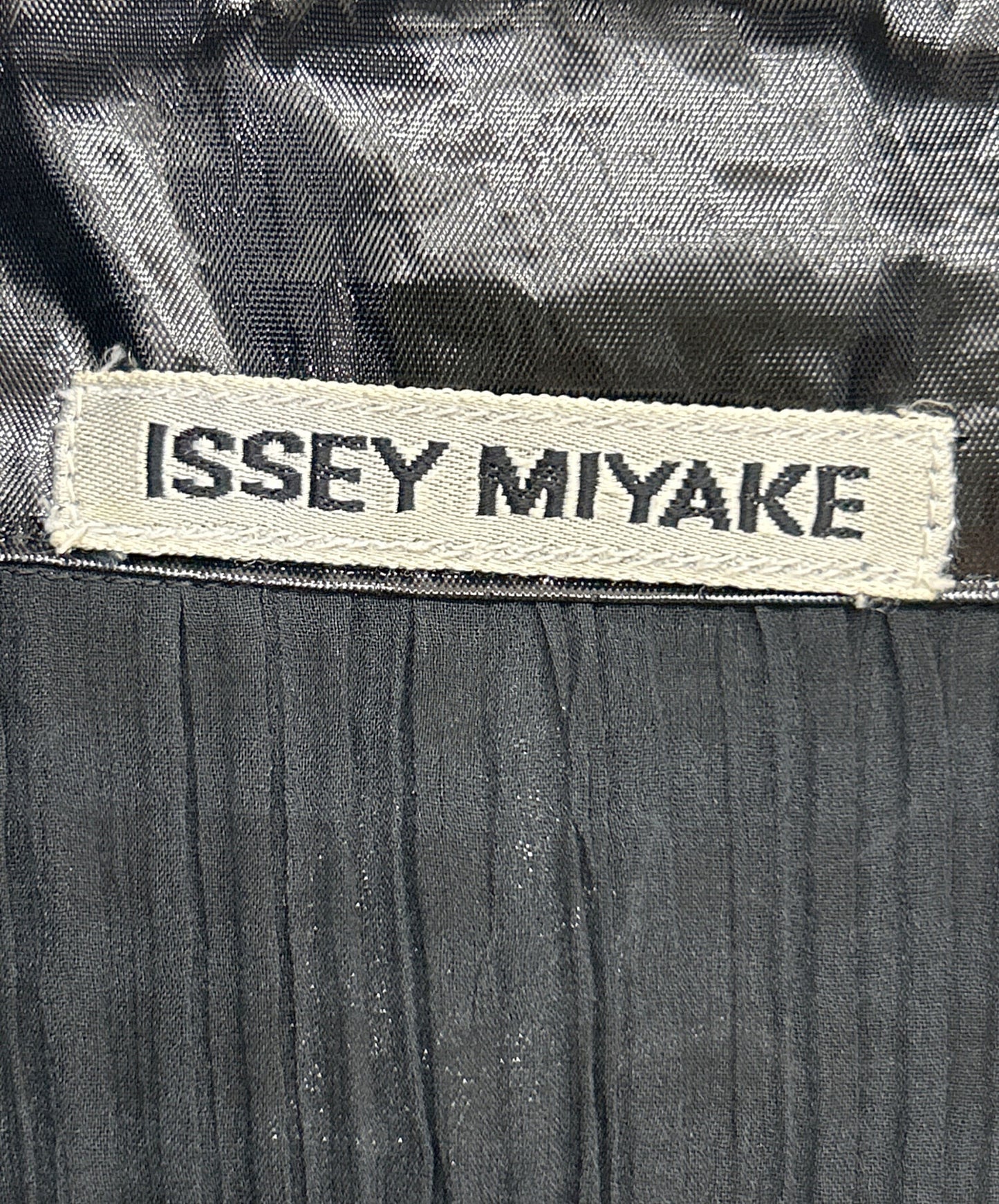 [Pre-owned] ISSEY MIYAKE ISSEY MIYAKE Hooded Pleated Dress IM61-FH803