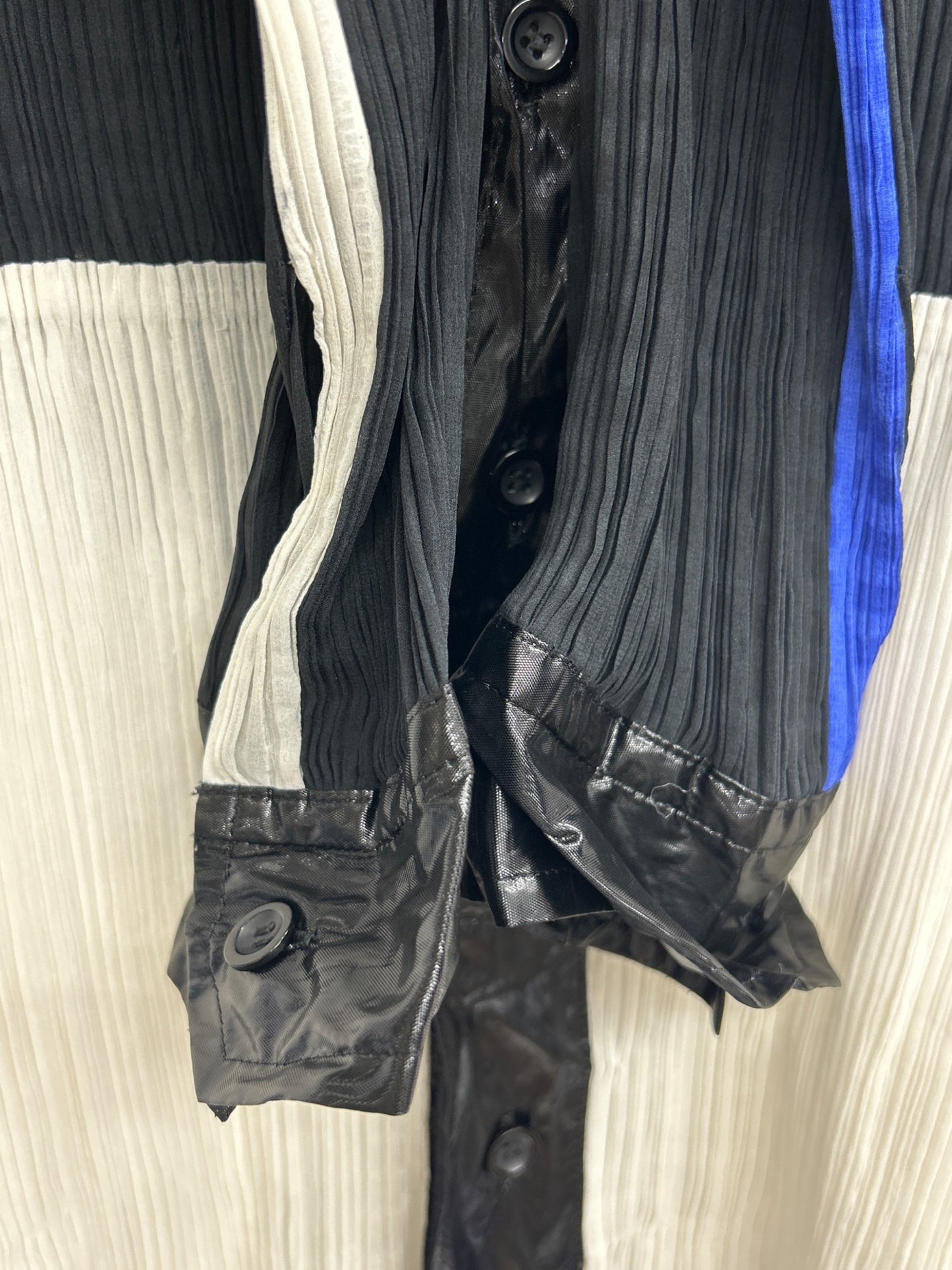 [Pre-owned] ISSEY MIYAKE ISSEY MIYAKE Hooded Pleated Dress IM61-FH803