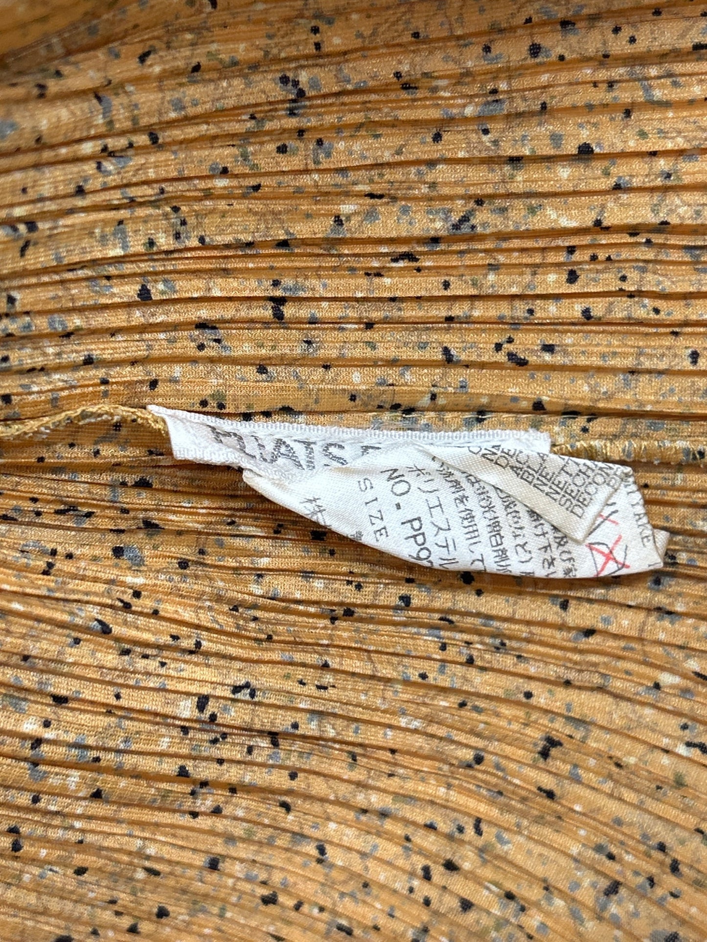 [Pre-owned] PLEATS PLEASE PLEATS PLEASE Short-Sleeved Shirt PP92-JK043