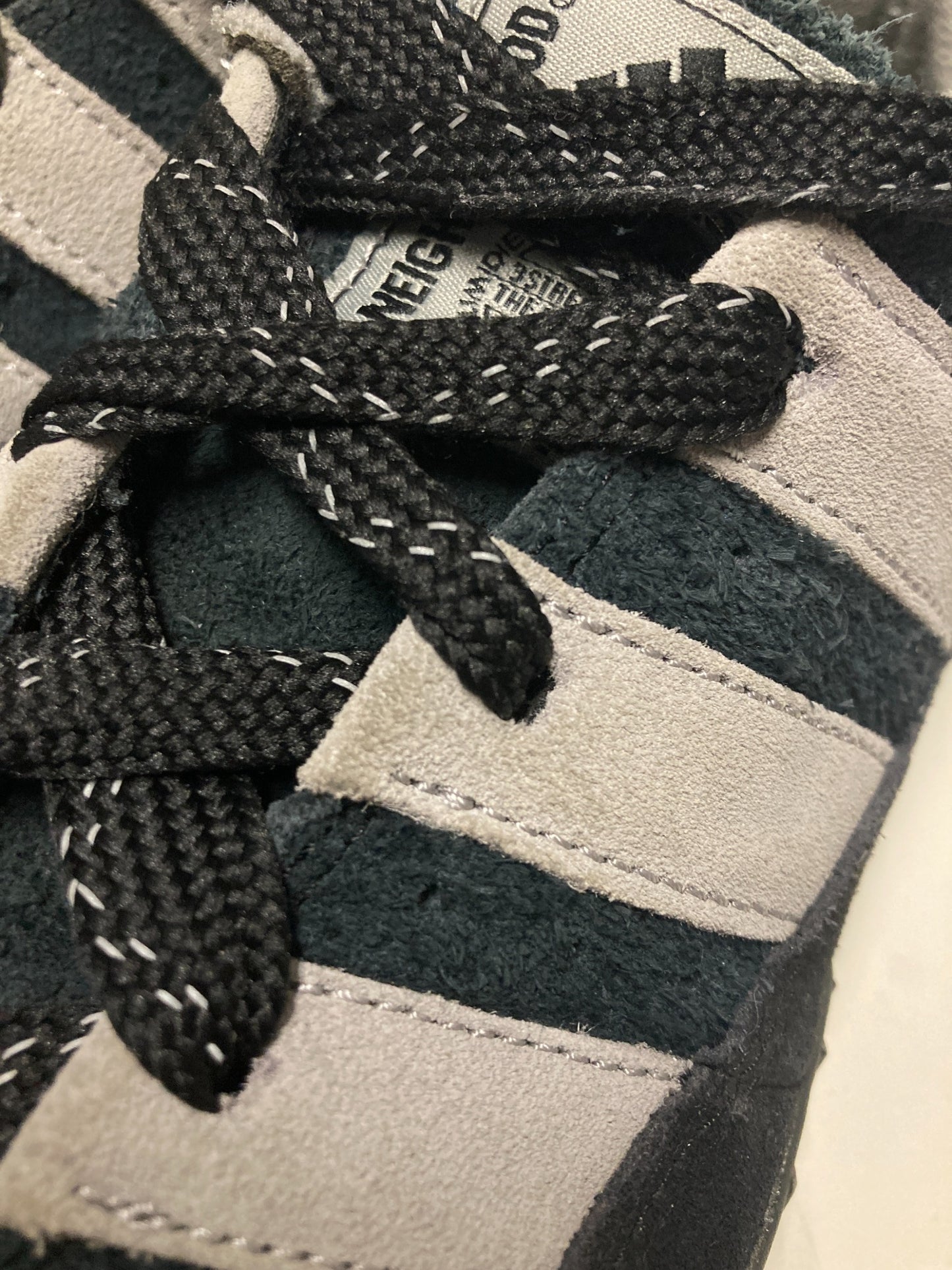 [Pre-owned] NEIGHBORHOOD ADIMATIC / Low cut sneakers HP6770