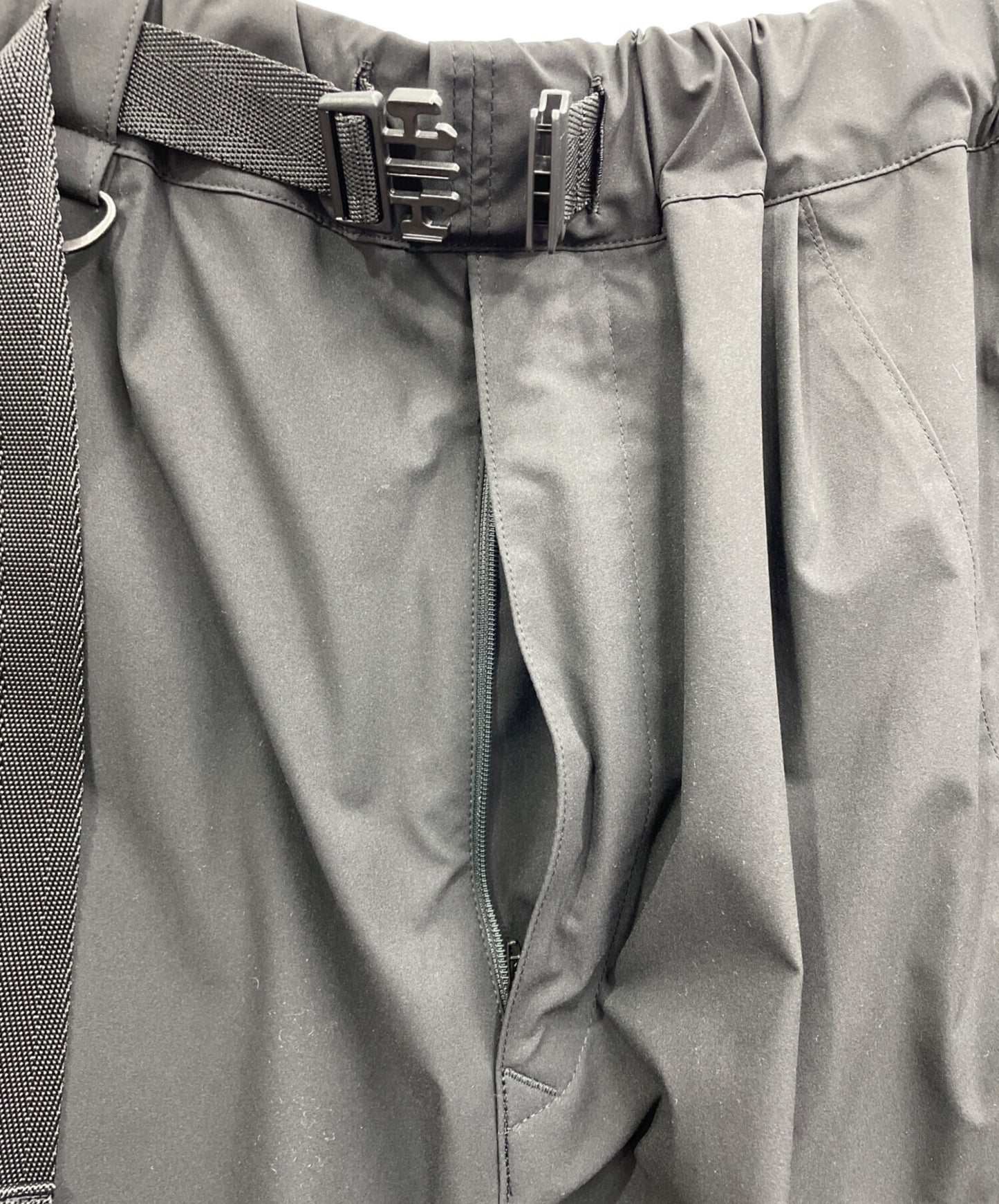 [Pre-owned] YOHJI YAMAMOTO SOLOTEX POCKETABLE TECH CARGO PANTS UU-P02-900