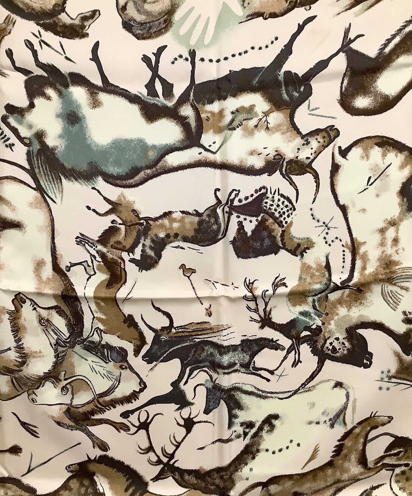 [Pre-owned] HERMES Silk scarf Animal