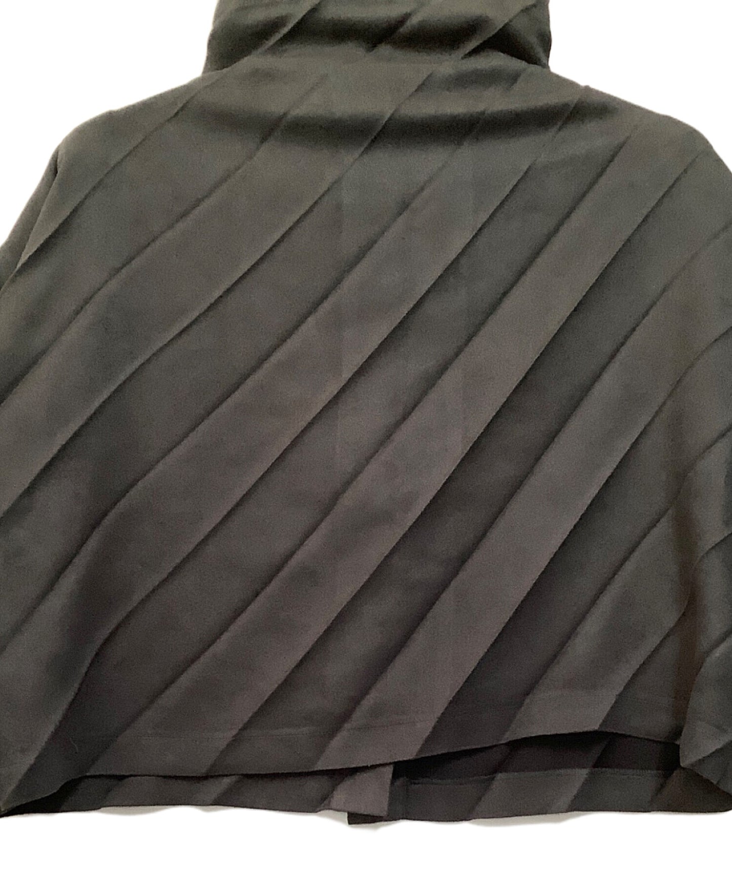 [Pre-owned] me ISSEY MIYAKE Dolman Turtleneck Cardigan MI73FO432