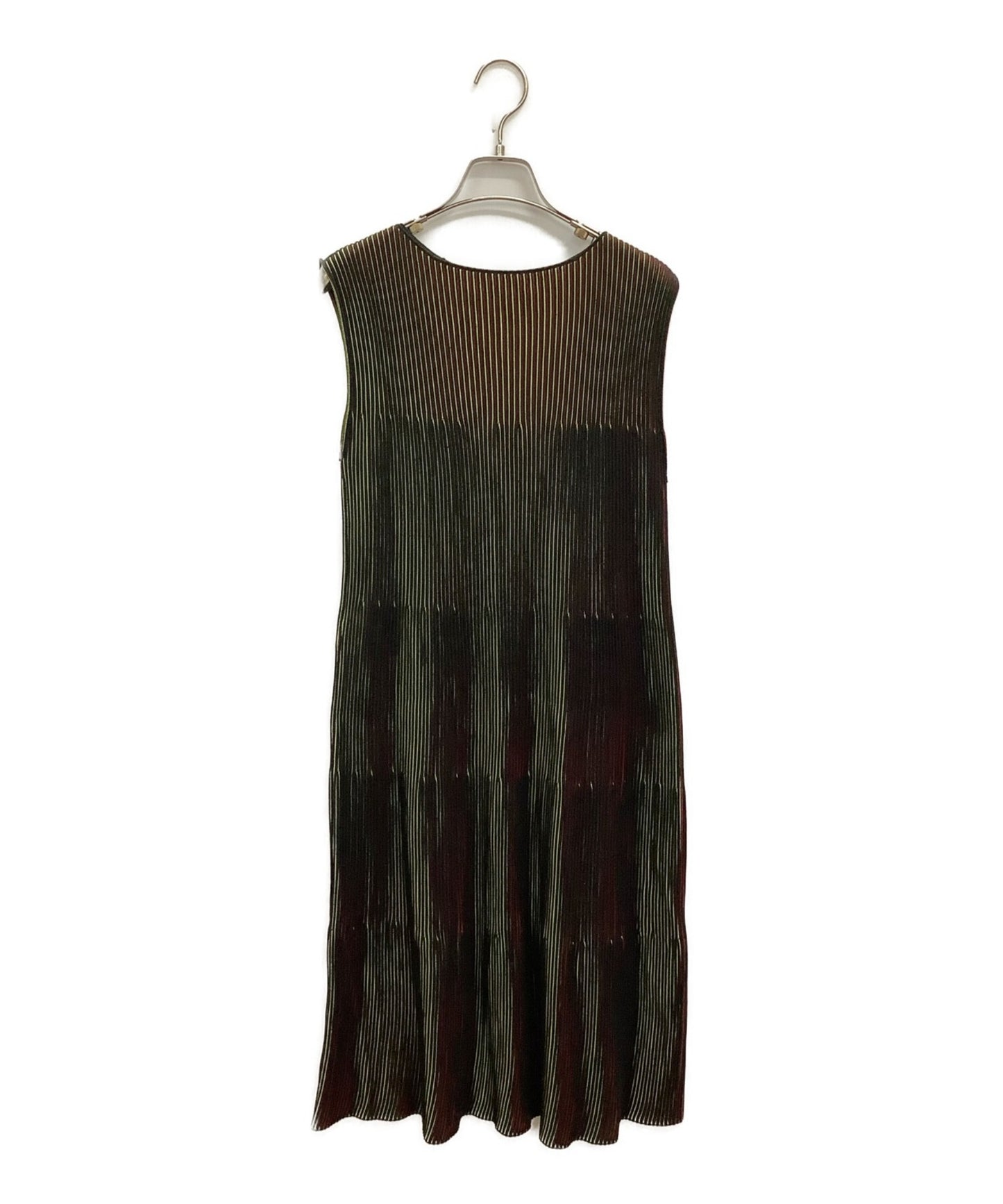 [Pre-owned] me ISSEY MIYAKE 3D Striped Pleated Sleeveless Knit Dress MI02KH382