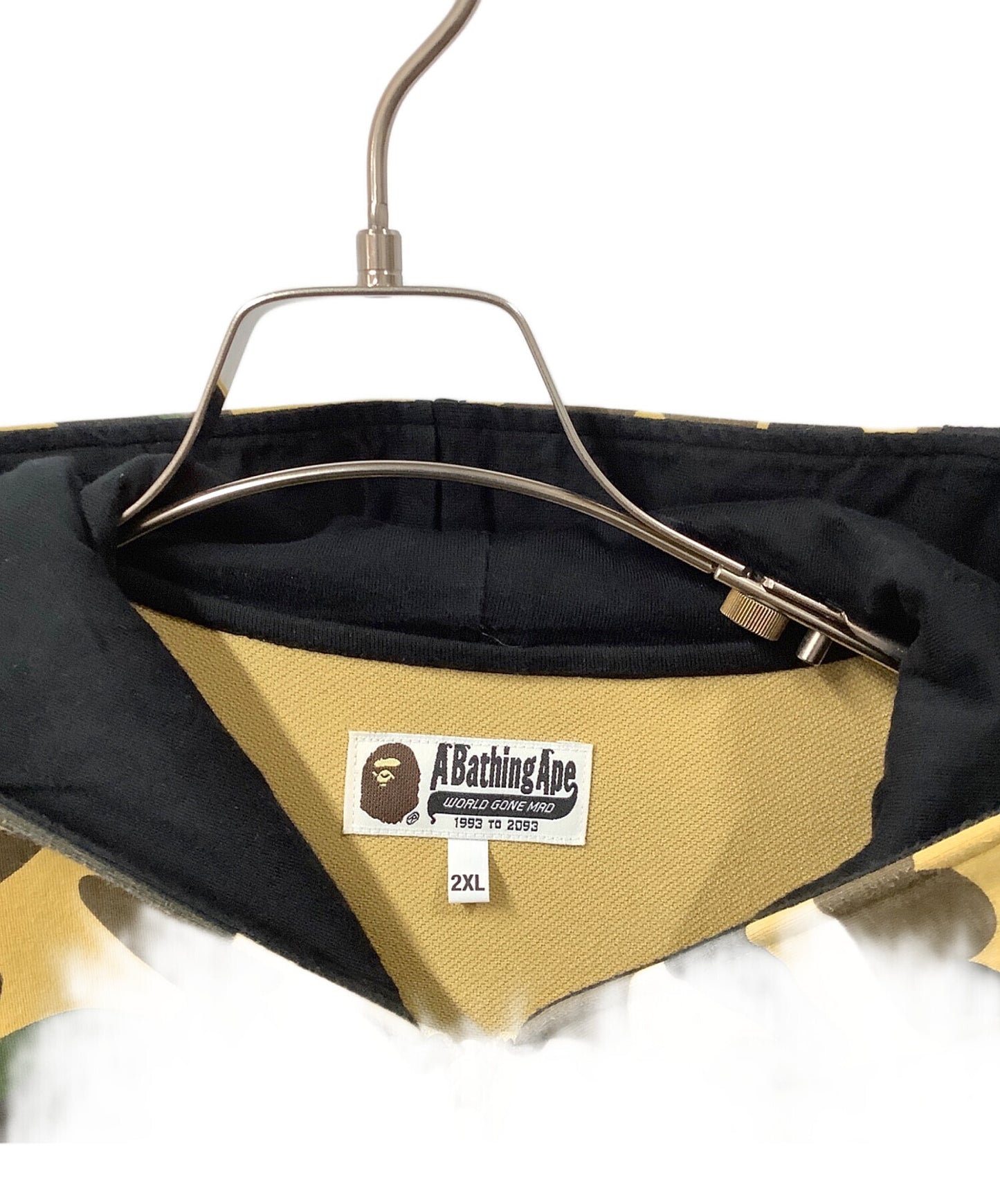 [Pre-owned] A BATHING APE 1ST CAMO WINDSTOPPER SHARK HOODIE 001lje301015x