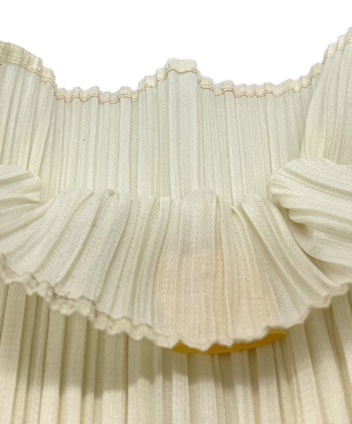 [Pre-owned] PLEATS PLEASE Bottle Neck Pleated Cut and Sewn PP05-JK005