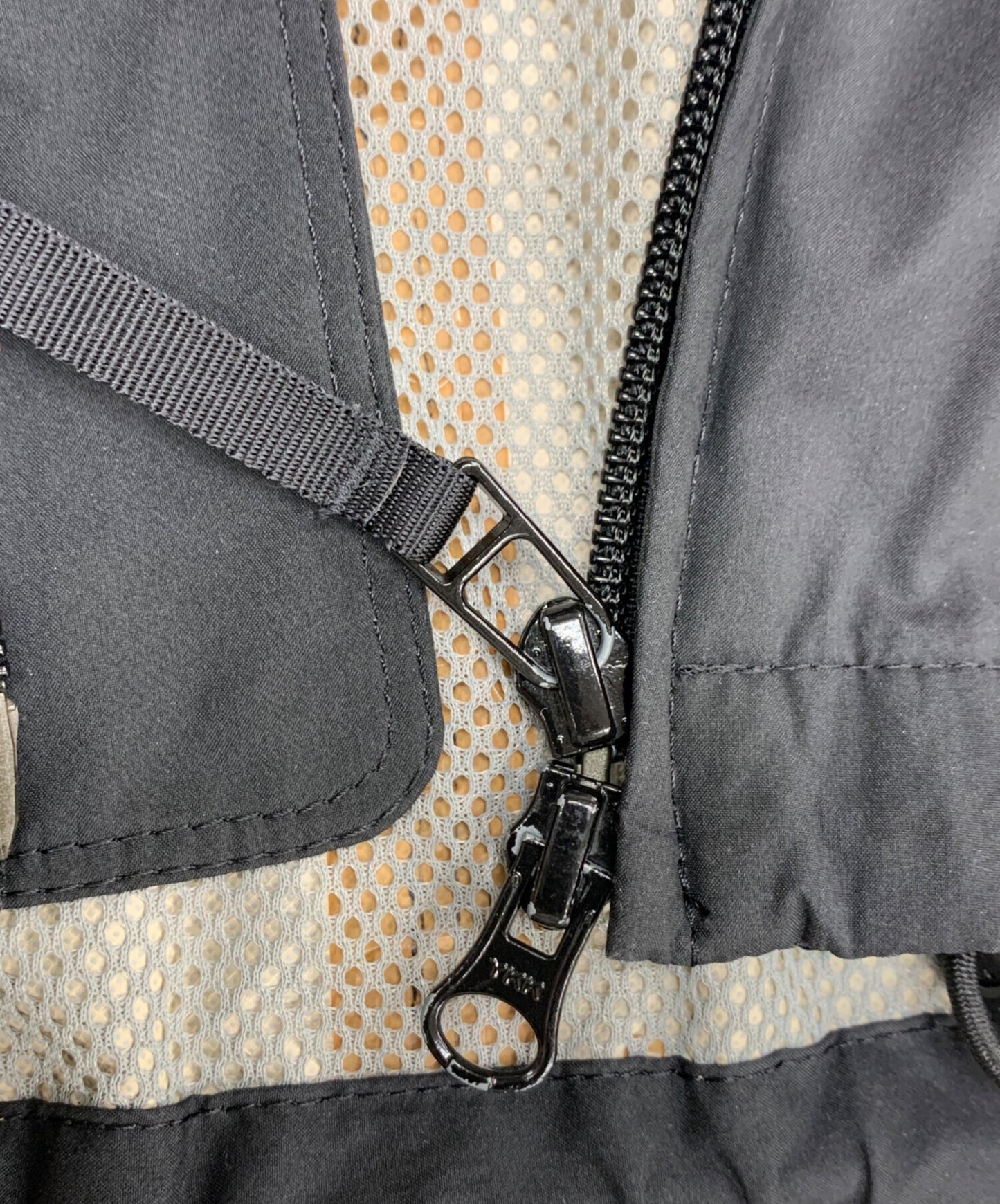 [Pre-owned] ISSEY MIYAKE zip coat ME93FC158