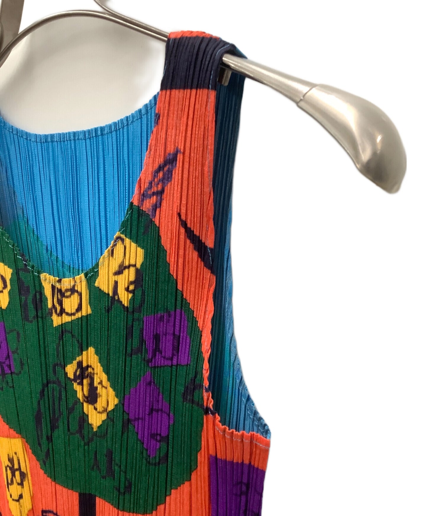 [Pre-owned] PLEATS PLEASE ISSEY MIYAKE ■ Sleeveless pleated cut and sewn PP11-JK776