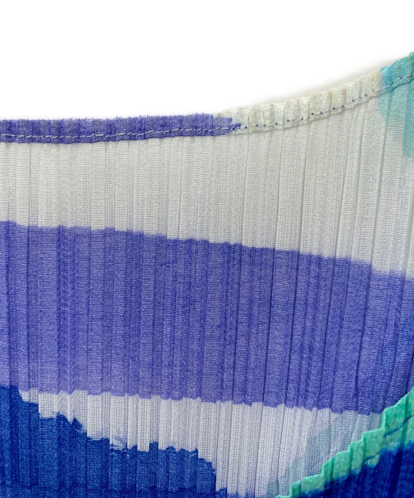 [Pre-owned] PLEATS PLEASE ISSEY MIYAKE Sleeveless pleated cut and sewn PP01-JK685