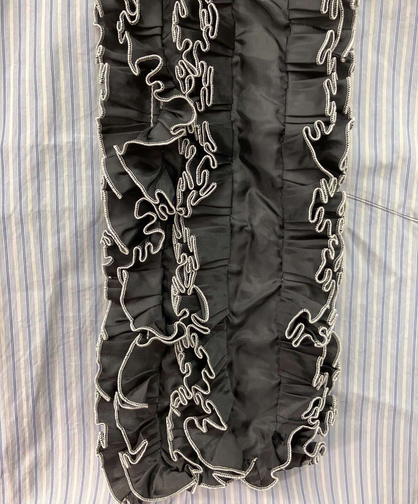 [Pre-owned] COMME des GARCONS HOMME PLUS Frilled stripes AD2011 "Decadence" collection PH-B039