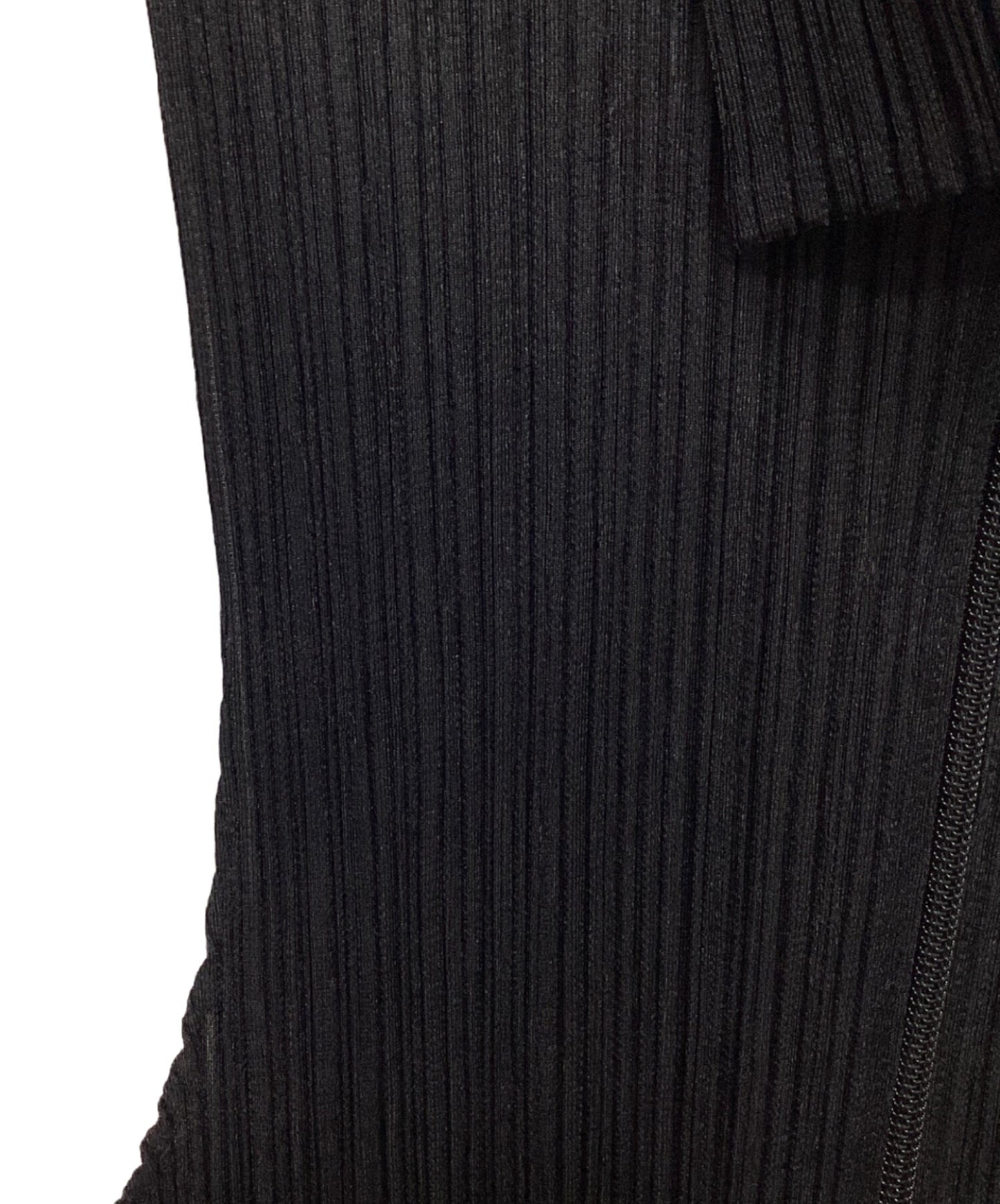 [Pre-owned] ISSEY MIYAKE Zip-up sleeveless jacket PP04-JE384